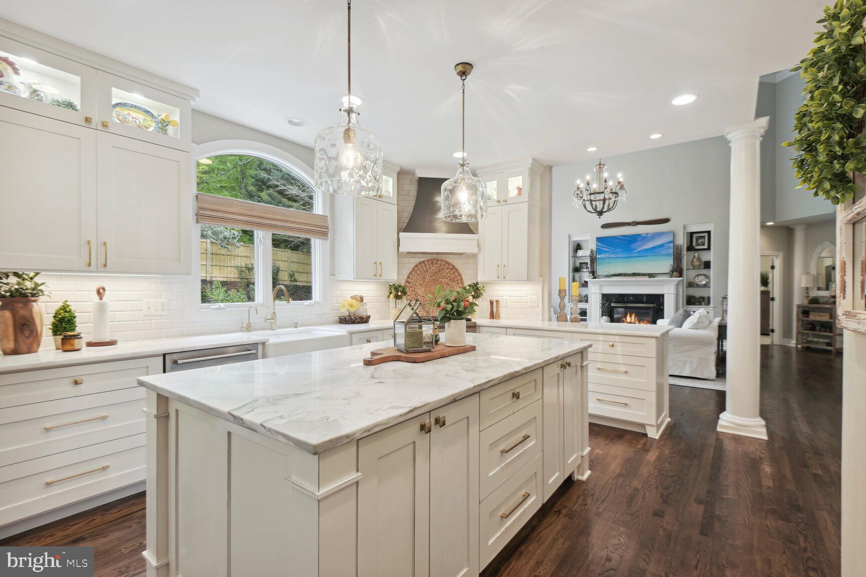 ESTATES AT LOWES - Residential