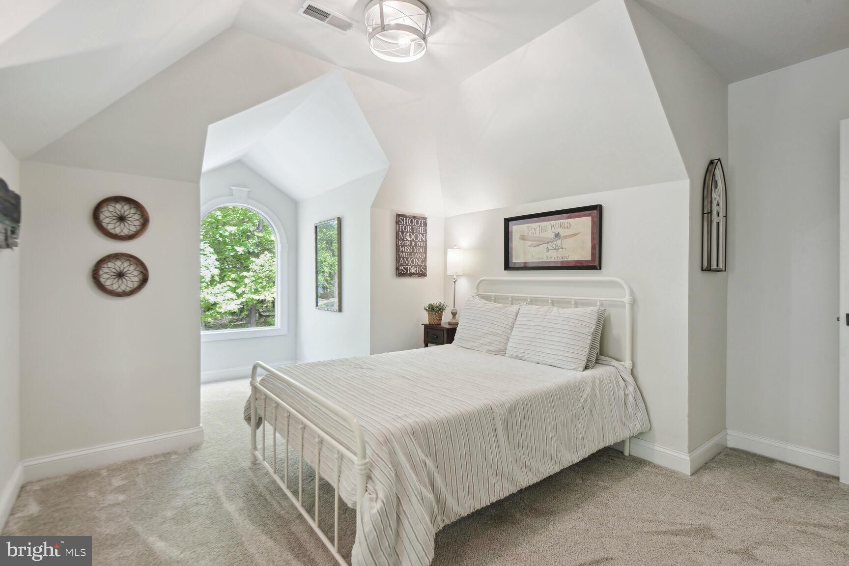 ESTATES AT LOWES - Residential