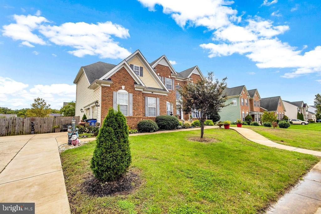 1011 CHAFF WAY