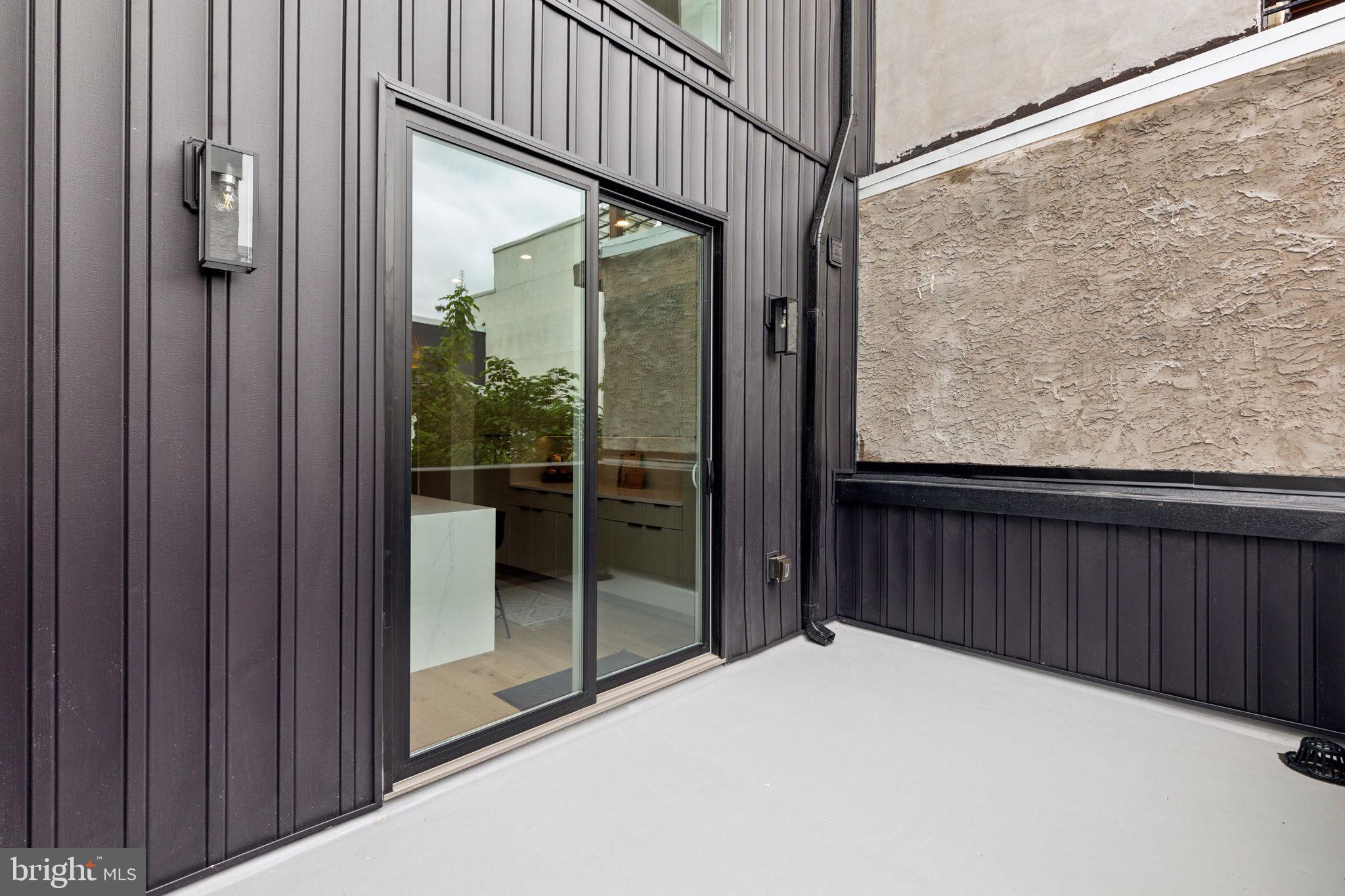 GRADUATE HOSPITAL - Residential
