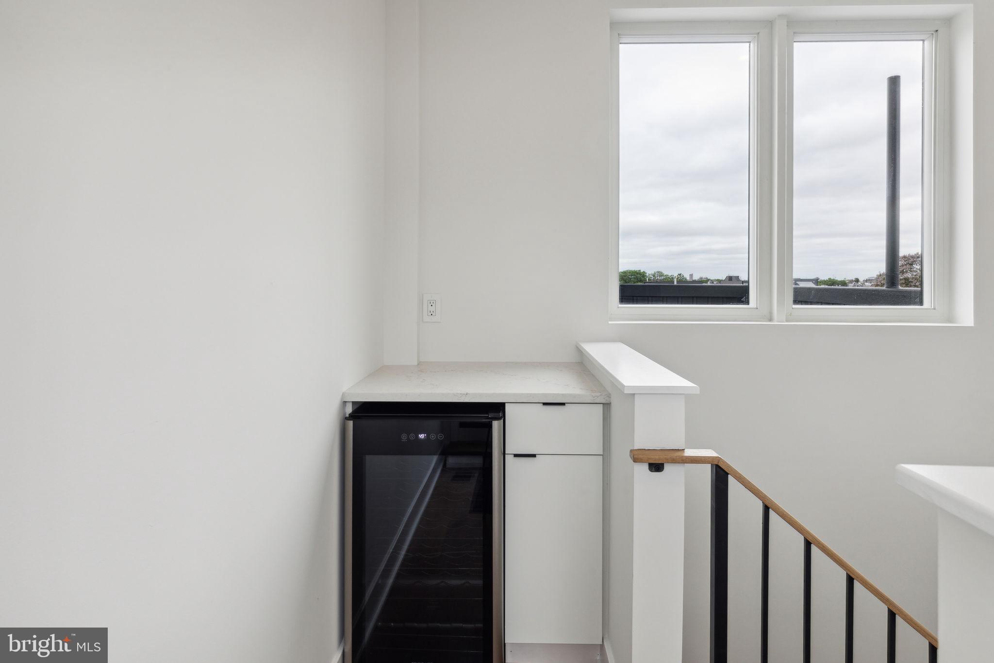 GRADUATE HOSPITAL - Residential