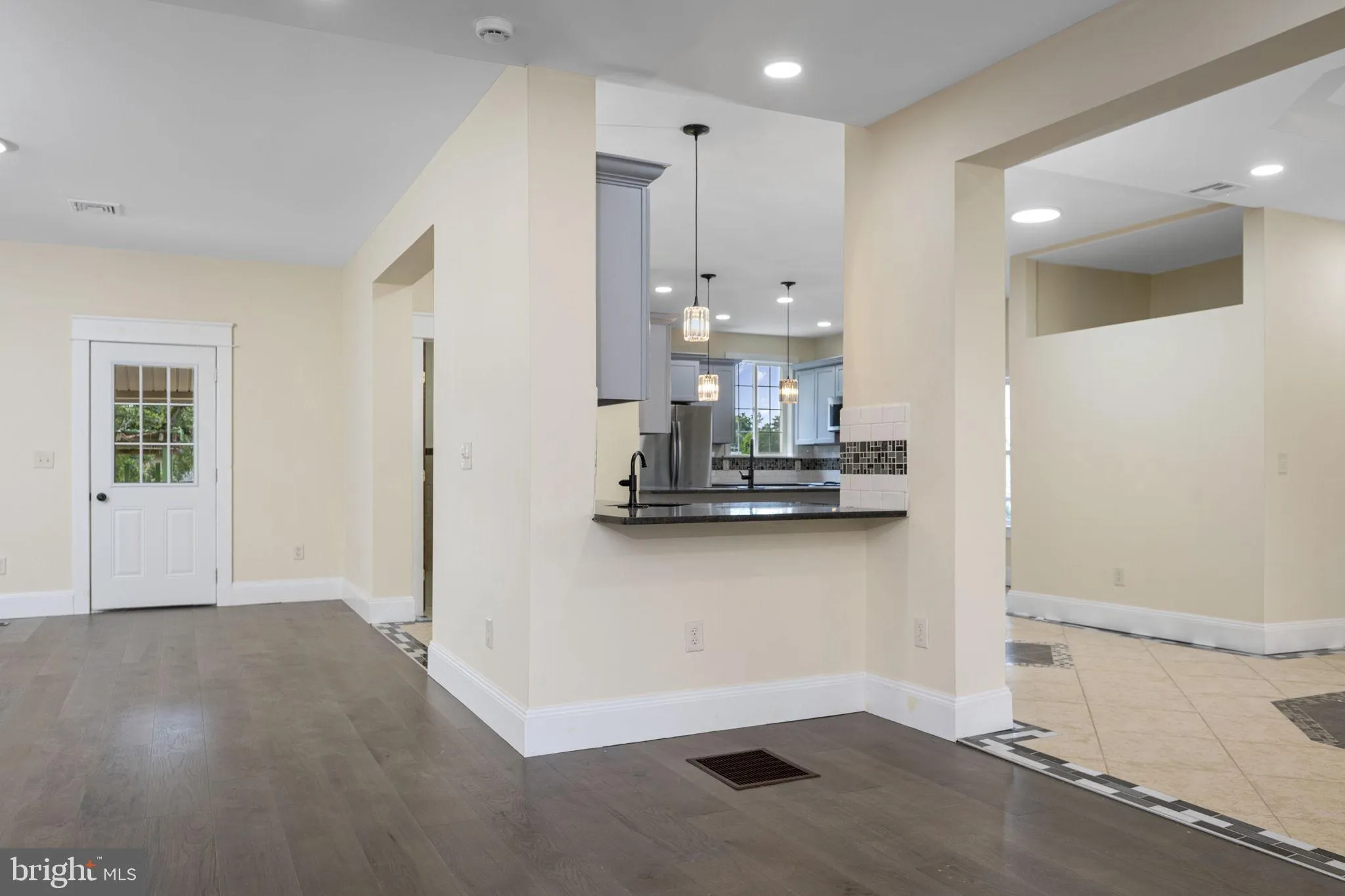 Reading, Pennsylvania 19605, United States, 4 Bedrooms Bedrooms, ,3 BathroomsBathrooms,Residential,Active,164378