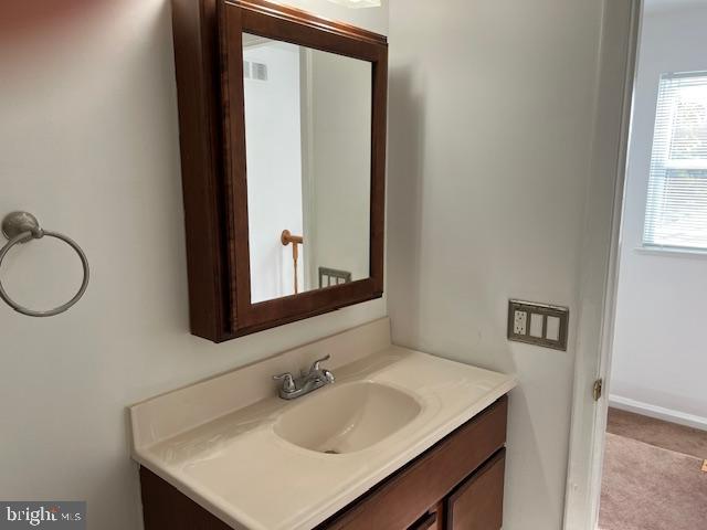 HALLFIELD MANOR - Residential Lease