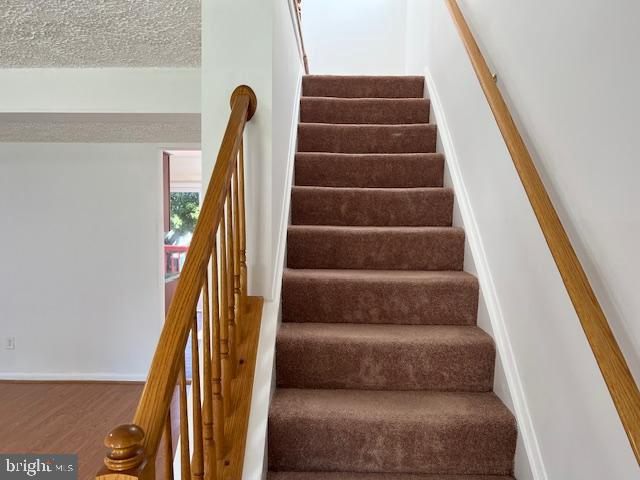 HALLFIELD MANOR - Residential Lease