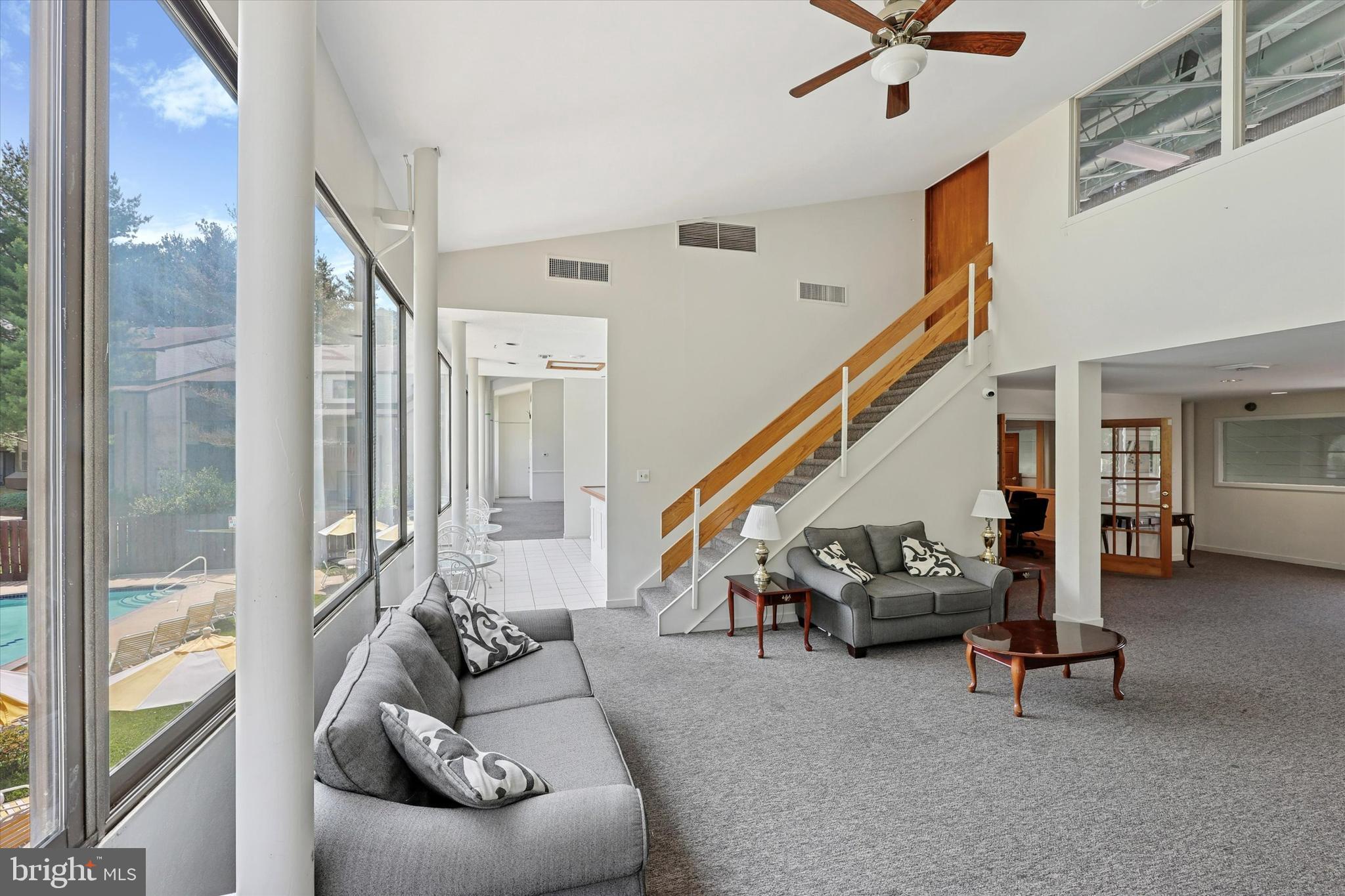 ROXBOROUGH - Residential