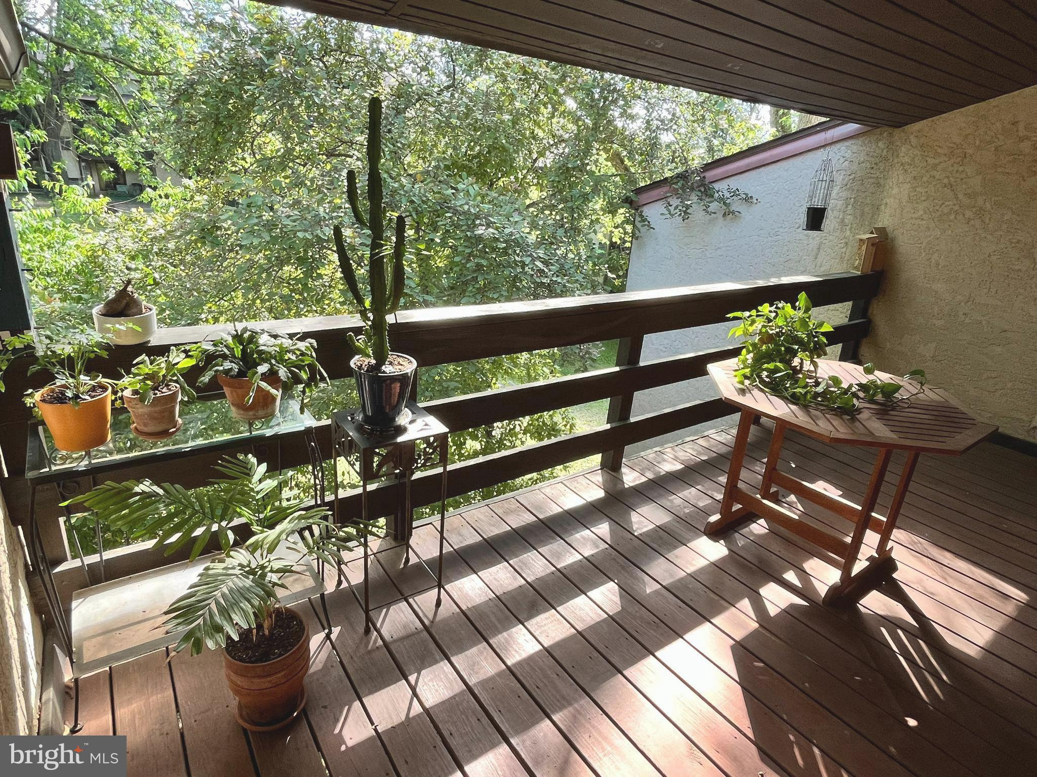 ROXBOROUGH - Residential
