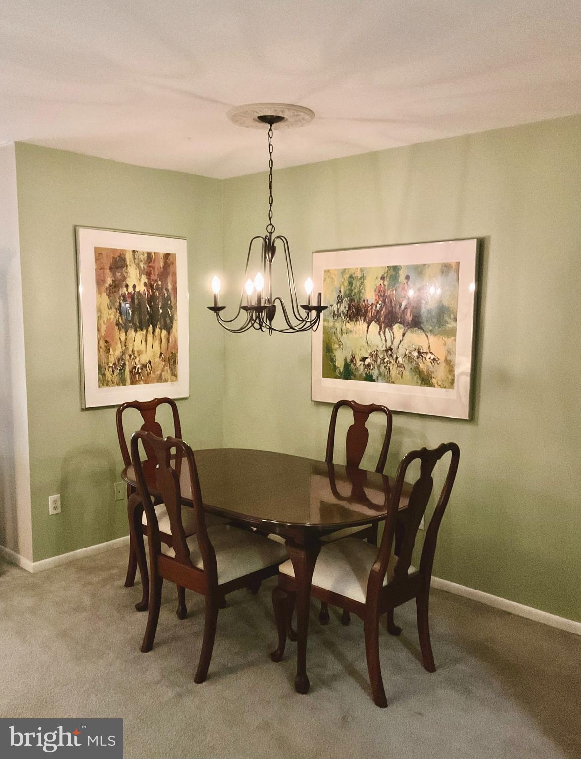 ROXBOROUGH - Residential