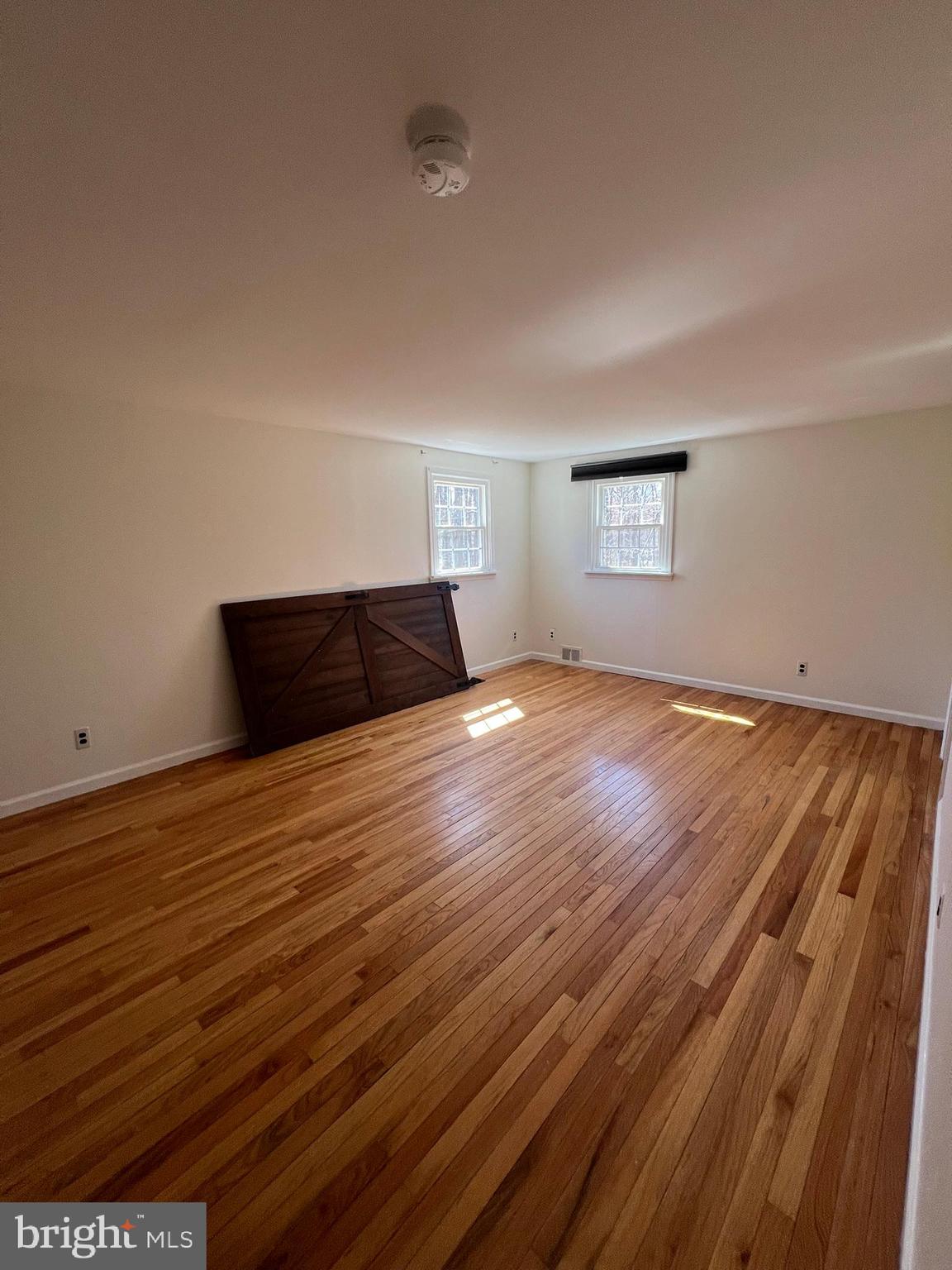 NEWTOWN SQ - Residential Lease