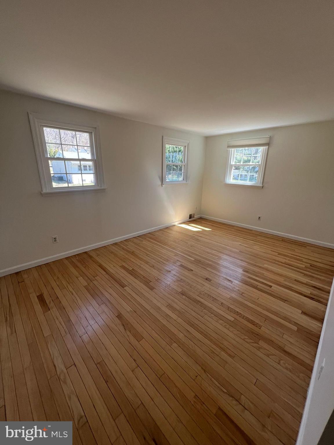 NEWTOWN SQ - Residential Lease