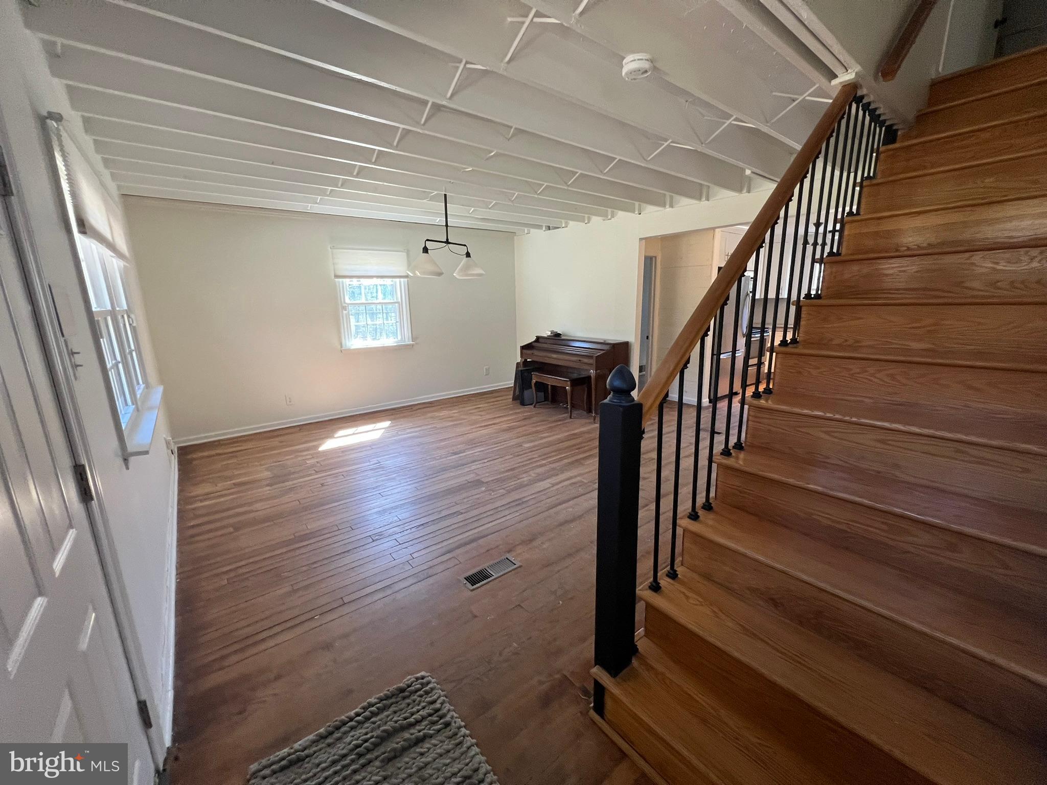 NEWTOWN SQ - Residential Lease