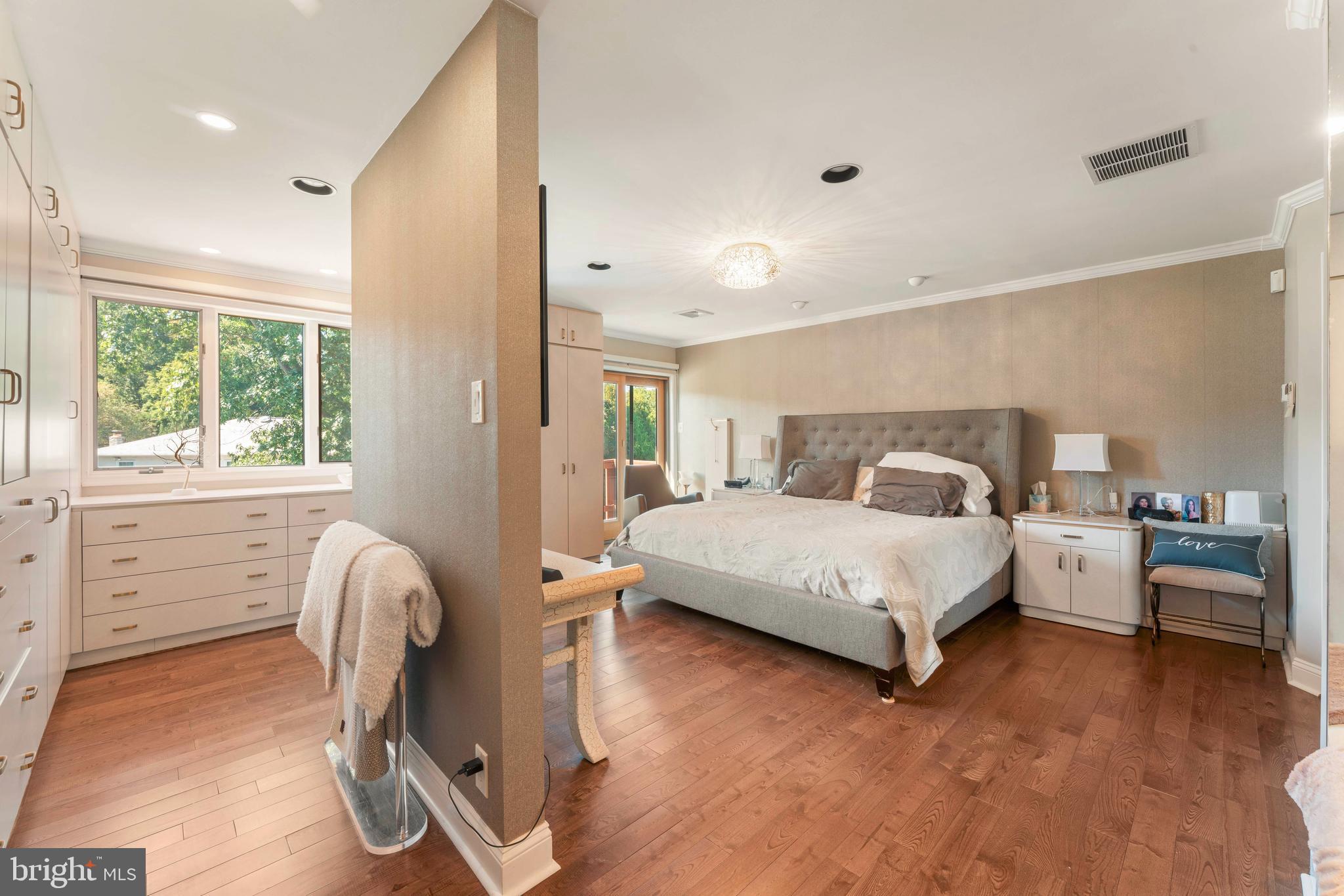 JUSTA FARMS - Residential