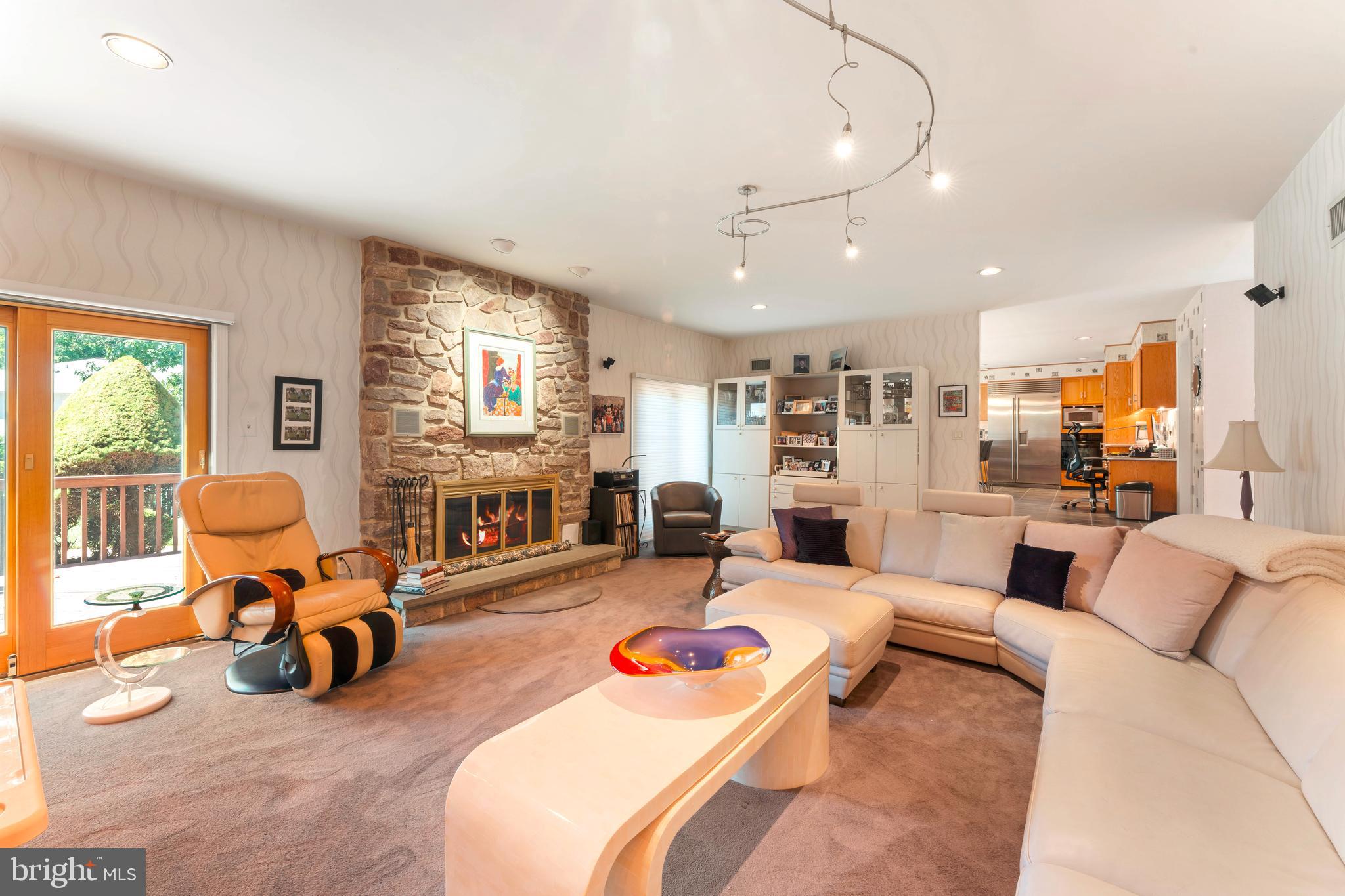 JUSTA FARMS - Residential