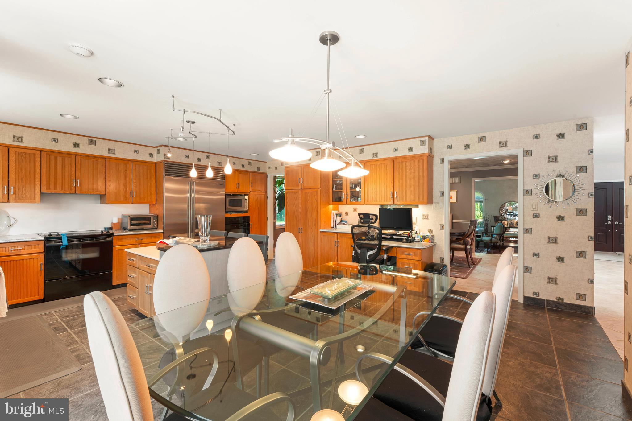 JUSTA FARMS - Residential