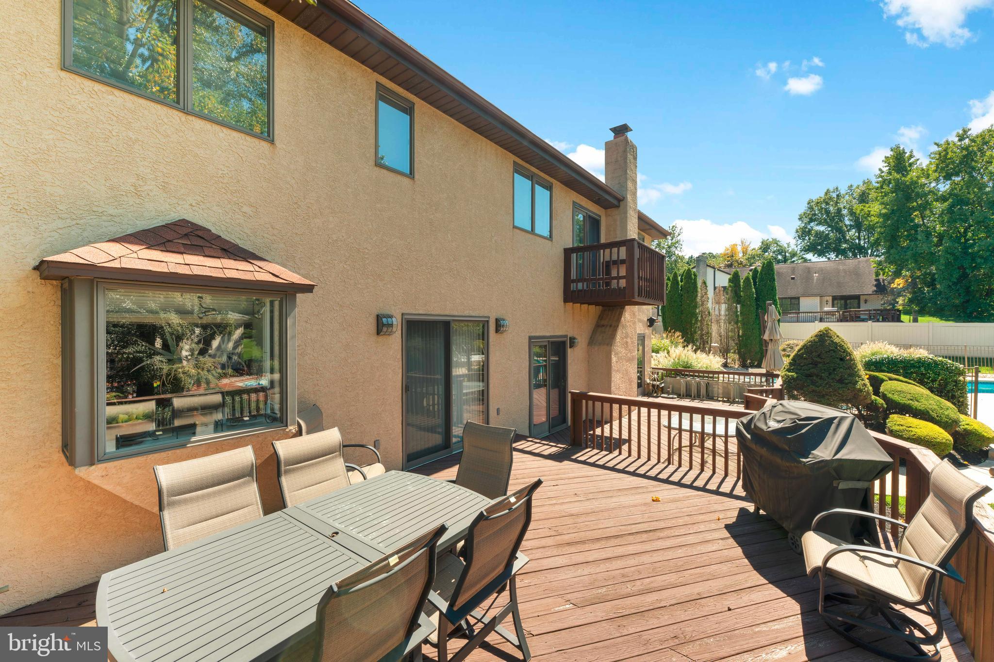 JUSTA FARMS - Residential