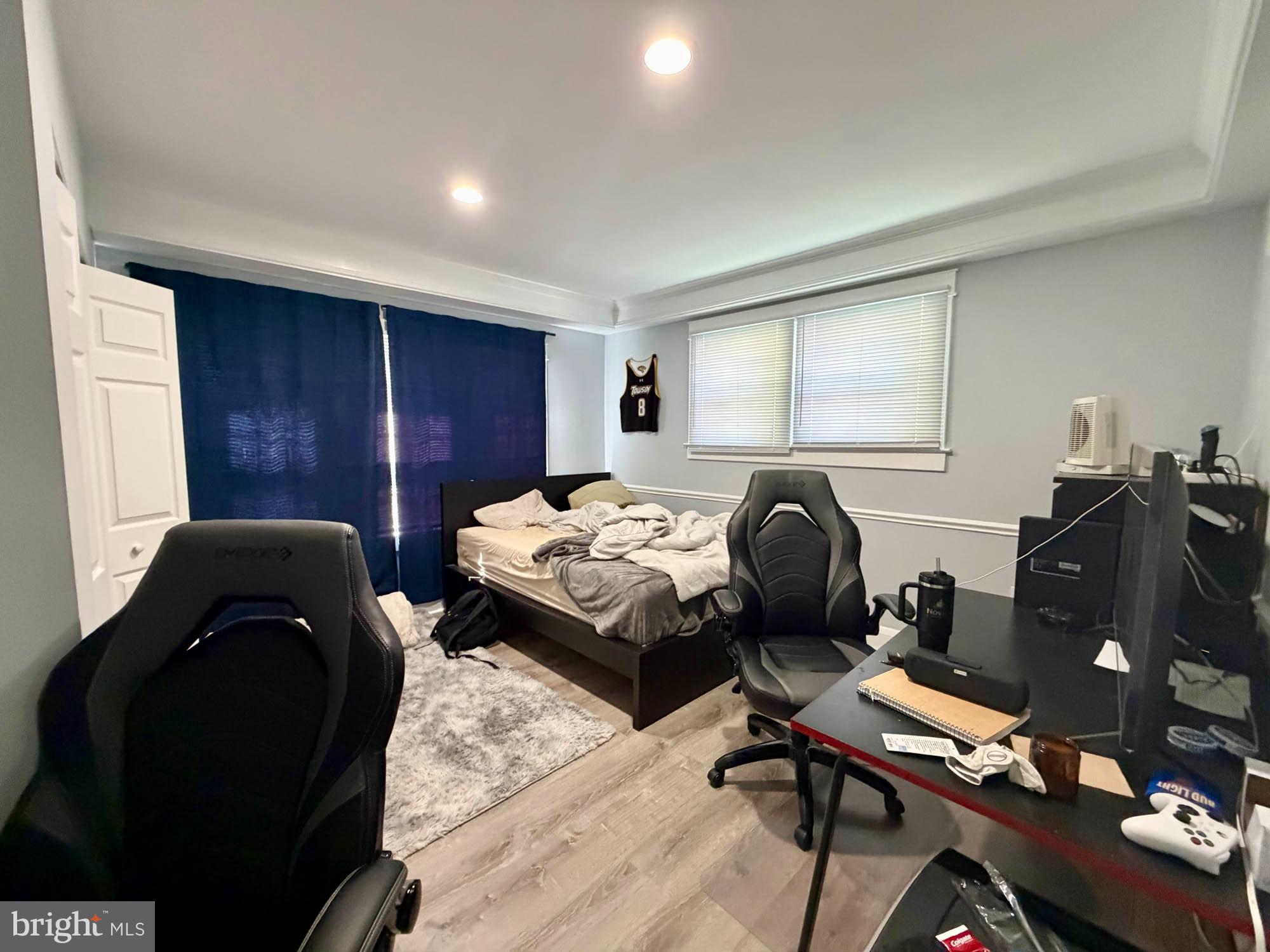 TOWSON - Residential Income
