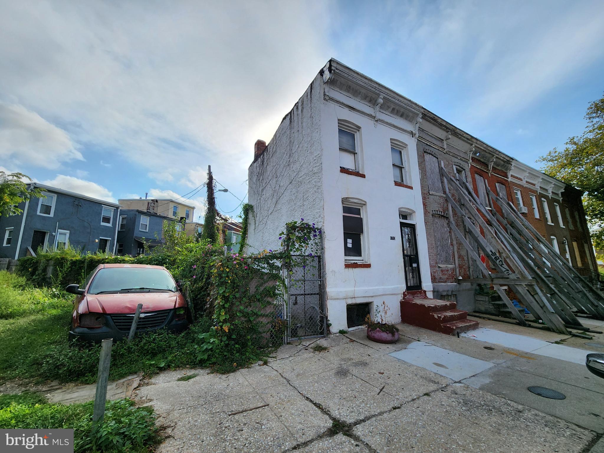 1713 N MOUNT STREET