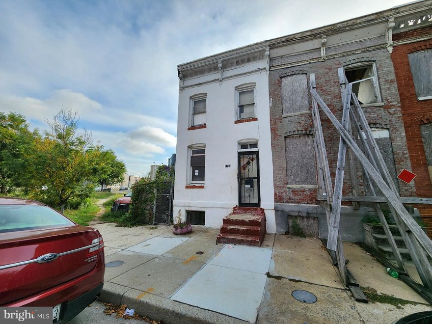 ONLINE AUCTION: Bidding begins 10/31/2025 @ 10:00 AM. Bidding ends 11/4/2025 @ 12:55 PM. List Price is Suggested Opening Bid. Deposit: $5,000.

This two-story townhouse is located in the Sandtown-Winchester neighborhood of Baltimore City. Residents can enjoy nearby attractions such as the Coppin State University, Druid Hill Park, and Mondawmin Mall. This property is vacant. Major roads such as North Avenue and Liberty Heights Avenue provide access to broader Baltimore and connect to highways for commuting.