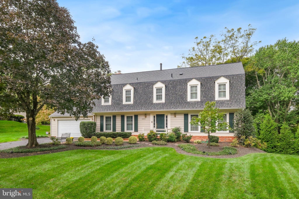 Photo of 11820 Winterset Terrace, POTOMAC, MD 20854 (MLS # MDMC2255722)