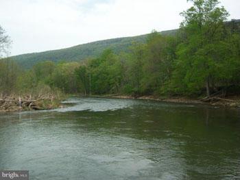 ROUSE MOUNTAIN - Land