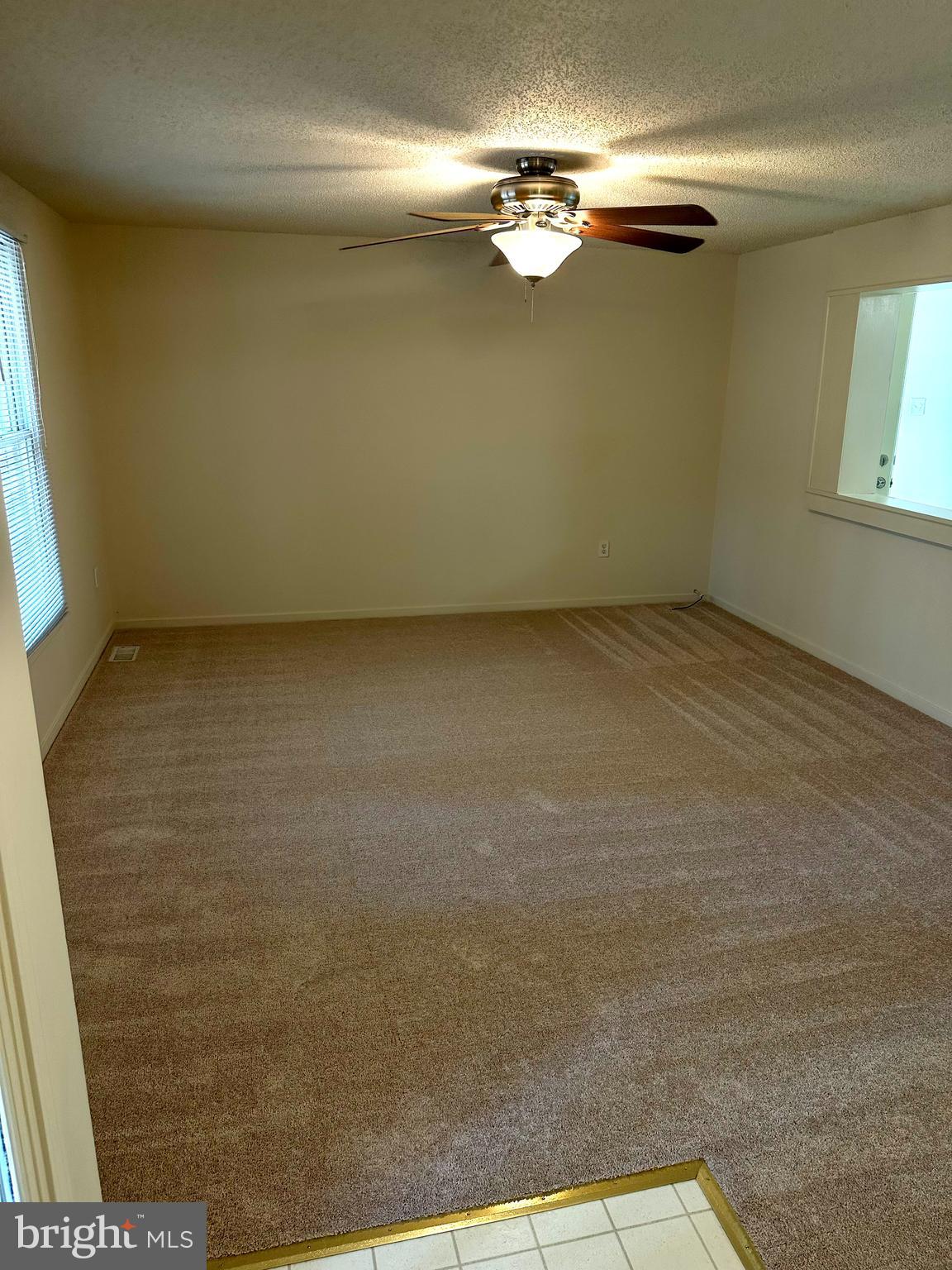 DRUM POINT - Residential Lease