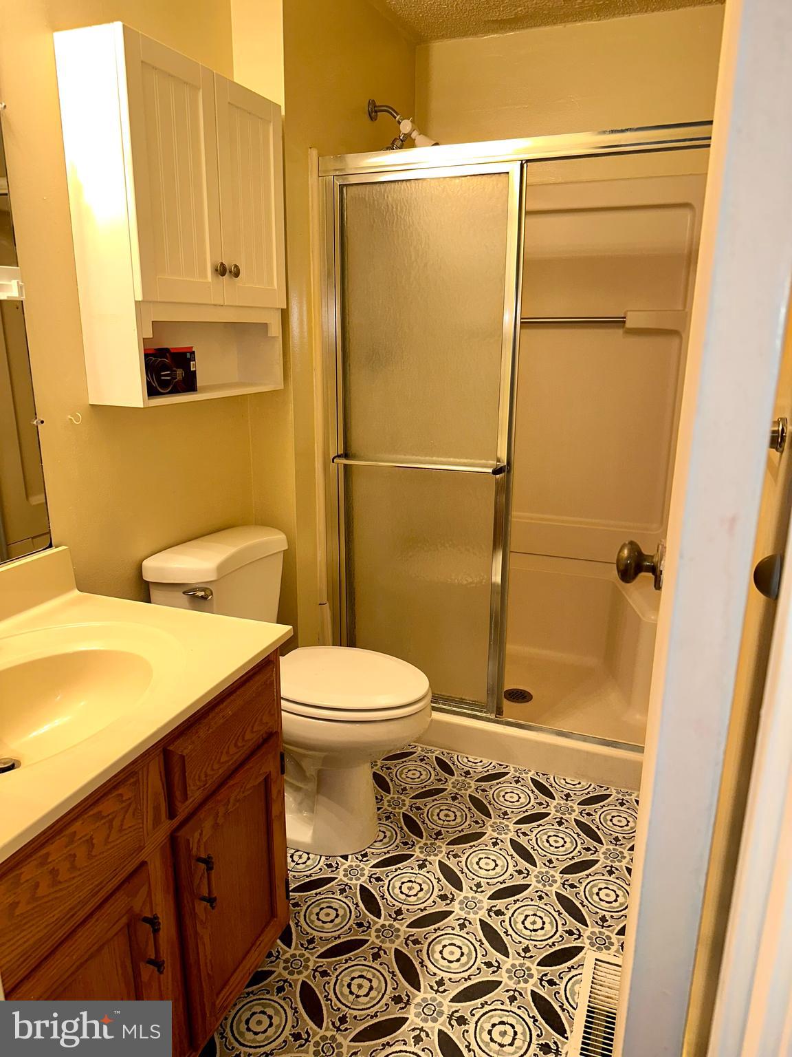 DRUM POINT - Residential Lease