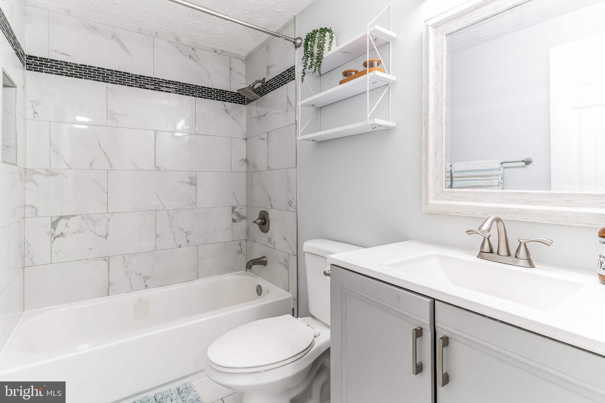 WHITE OAK VILLAGE - Residential