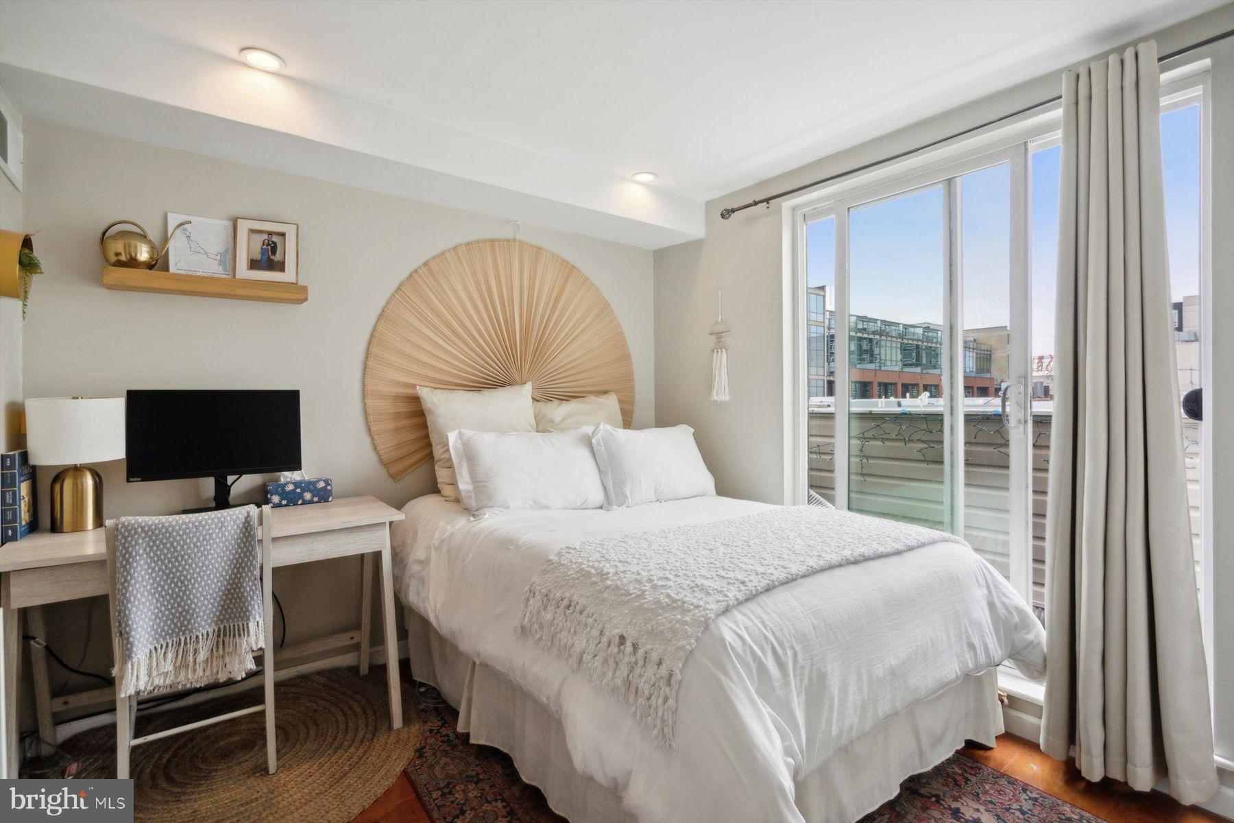 WASHINGTON SQ WEST - Residential Income