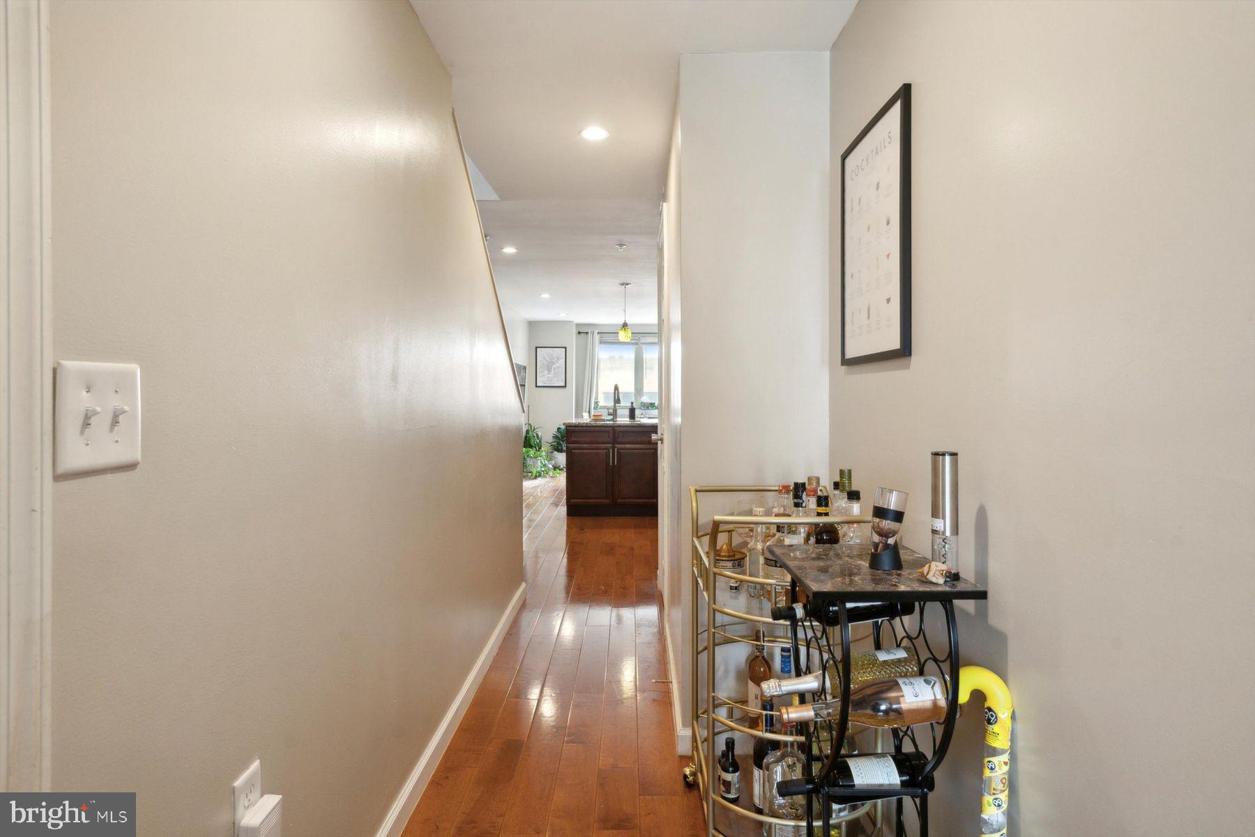 WASHINGTON SQ WEST - Residential Income