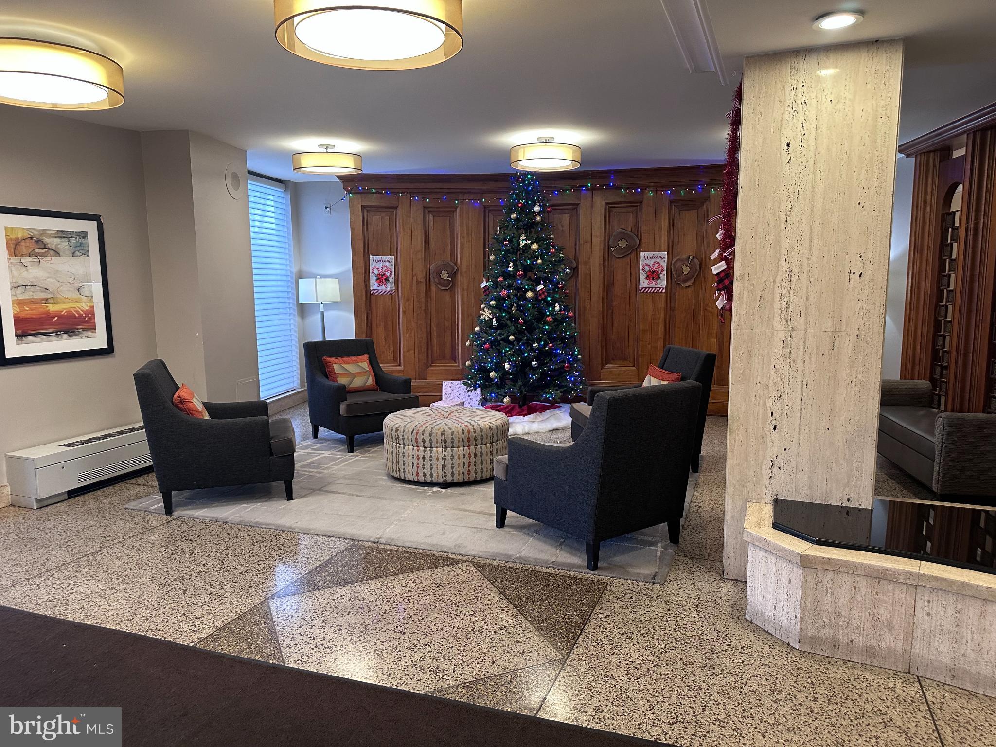 UNIVERSITY TOWERS CODM - Residential Lease