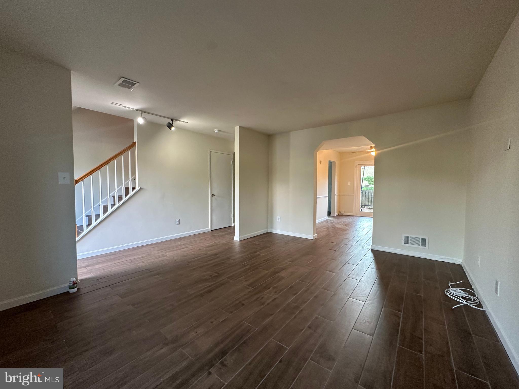 CLUB HILL - Residential Lease