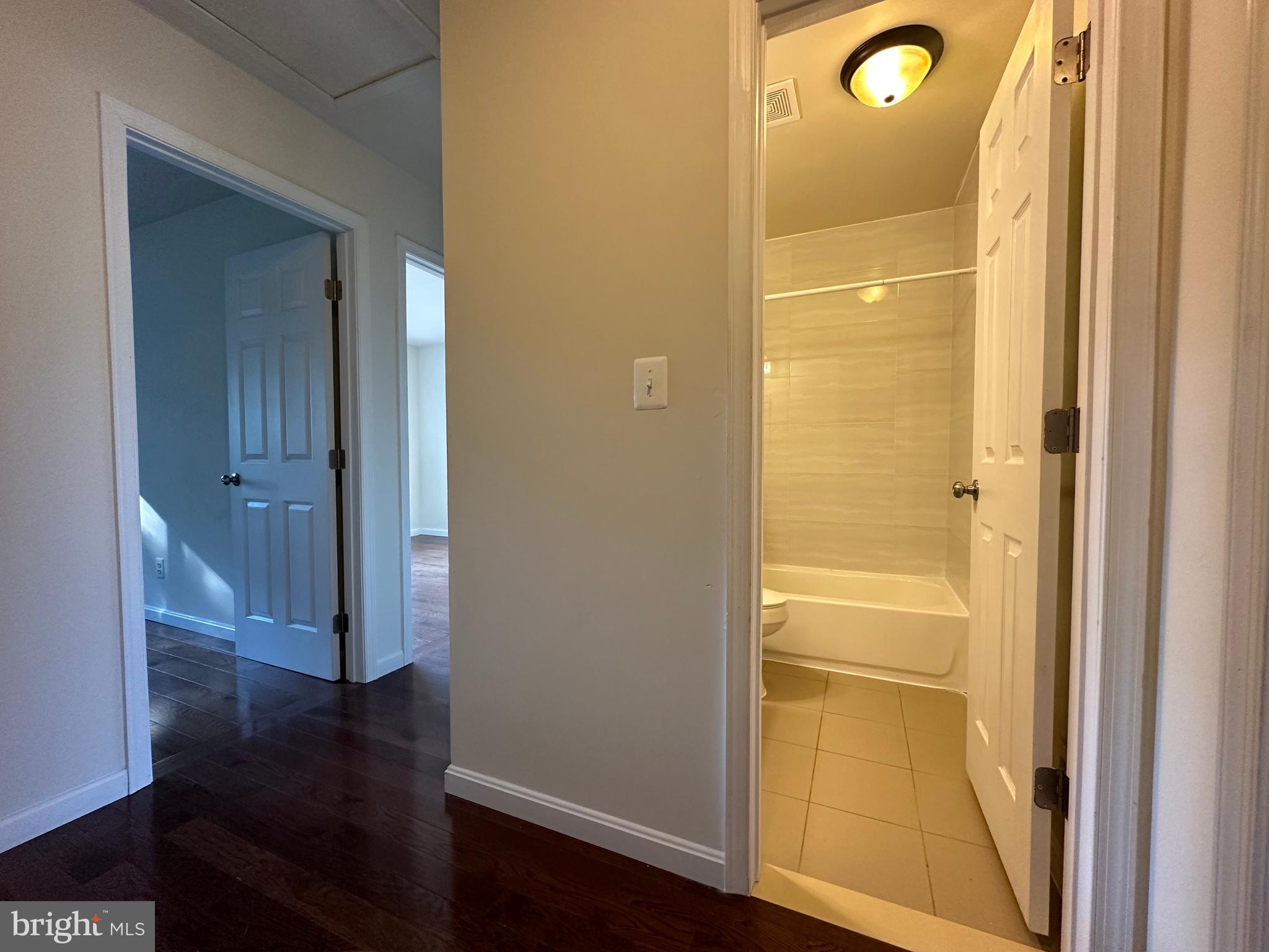 CLUB HILL - Residential Lease