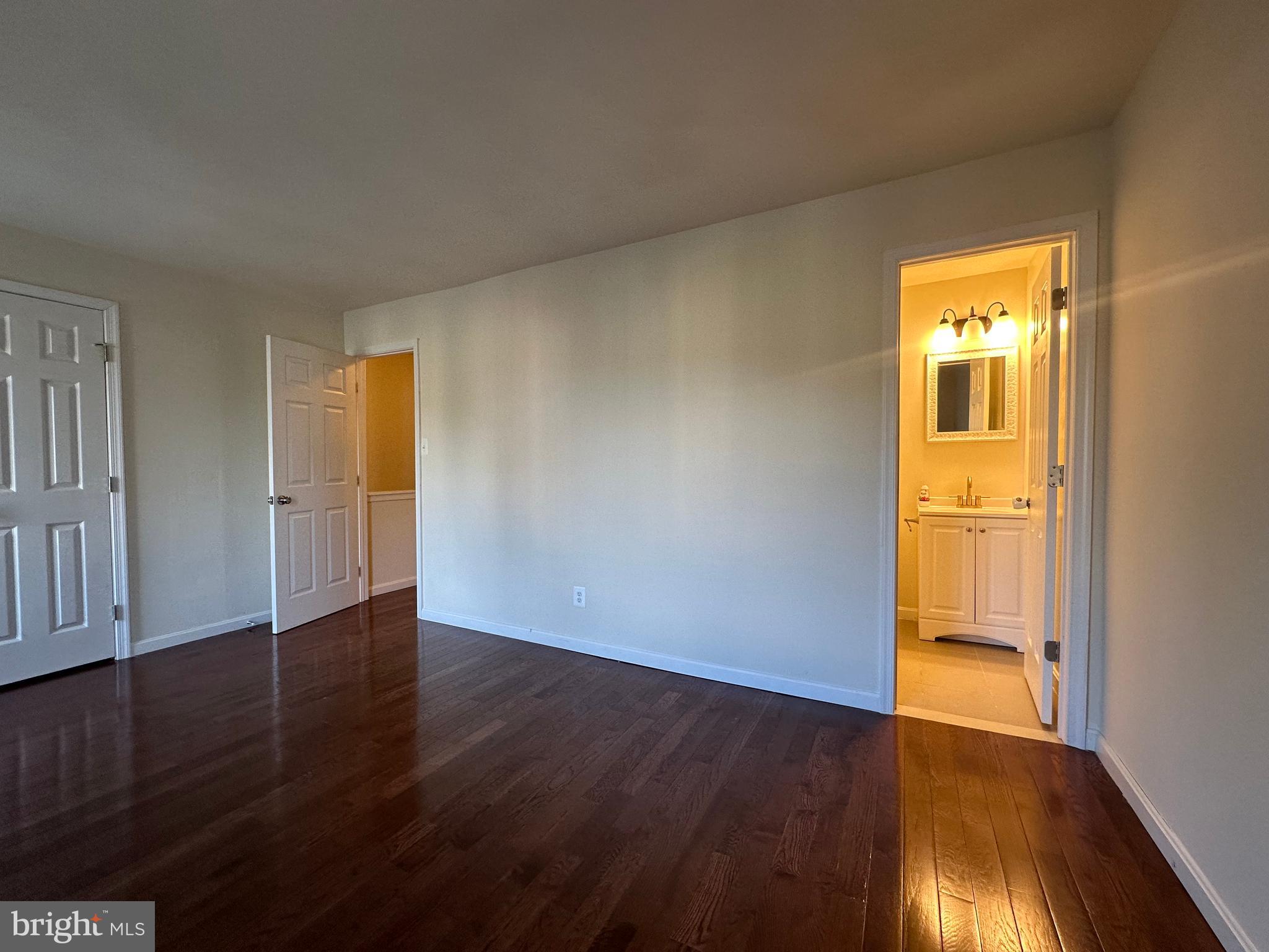 CLUB HILL - Residential Lease