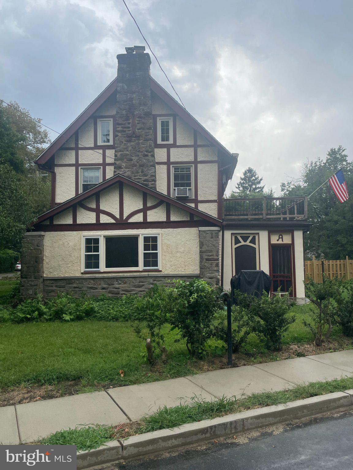 8128 BROOKSIDE ROAD