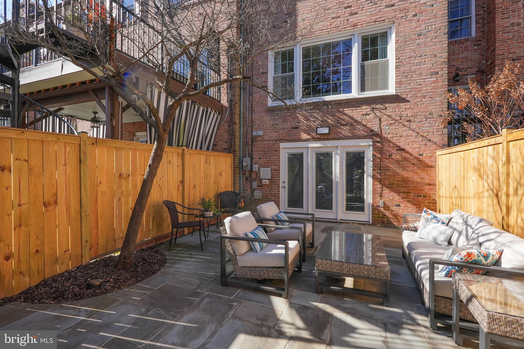 OLD TOWN - Residential