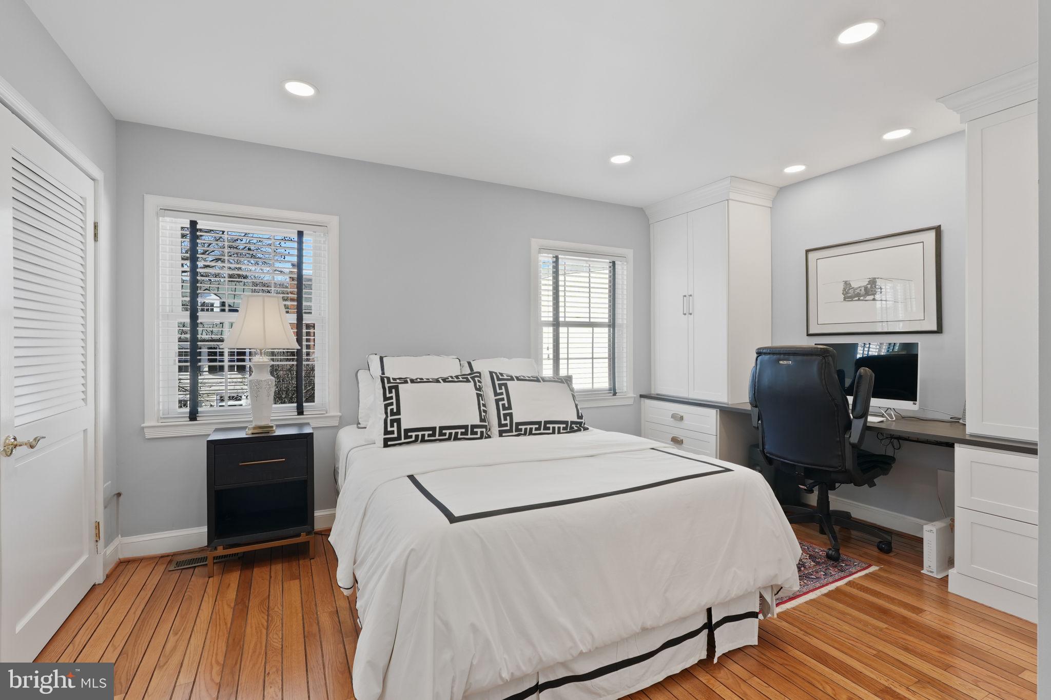 OLD TOWN - Residential