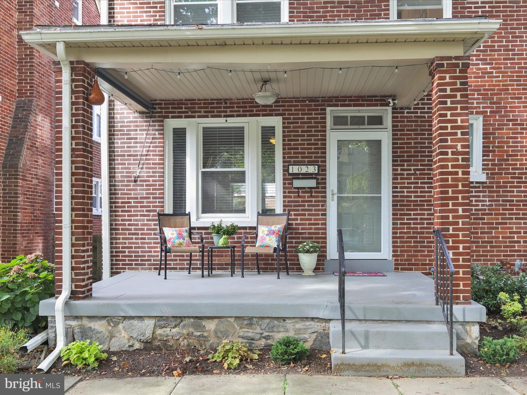 Photo of 1023 W Clay Street, LANCASTER, PA 17603 (MLS # PALA2076152)