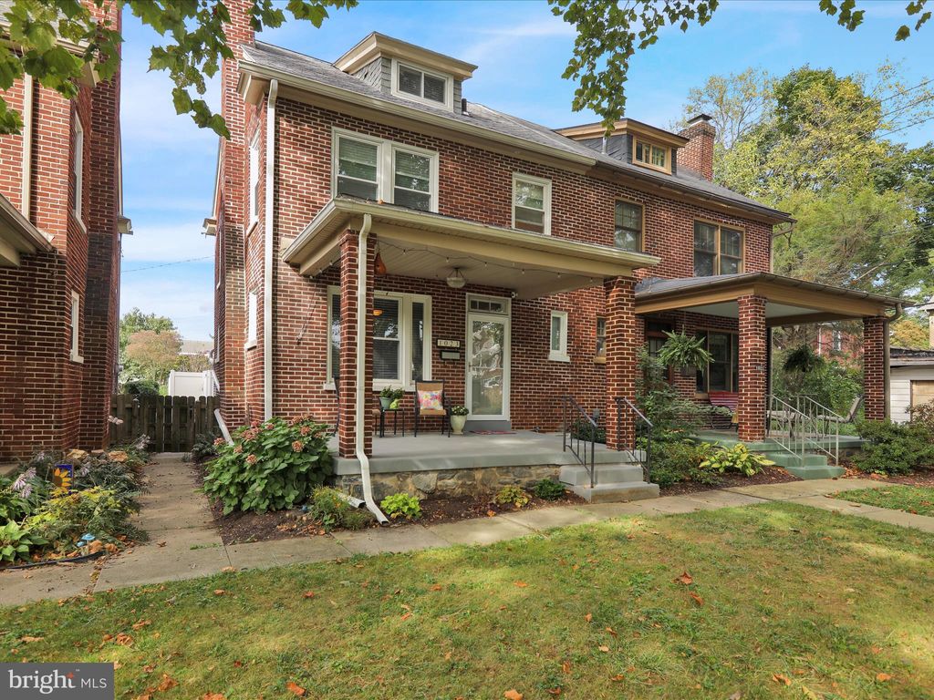 Photo of 1023 W Clay Street, LANCASTER, PA 17603 (MLS # PALA2076152)
