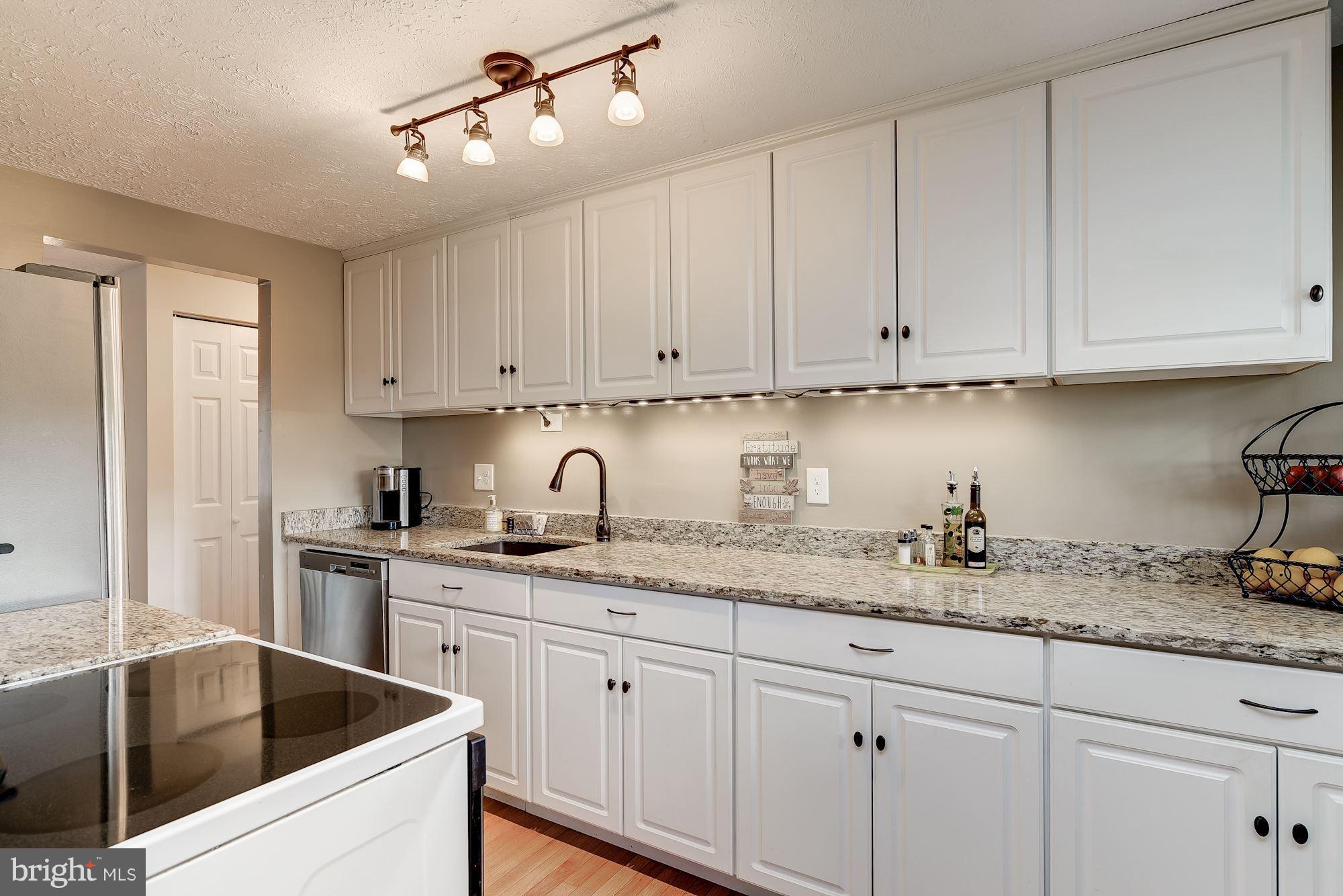 VILLAGE OF OWEN BROWN - Residential