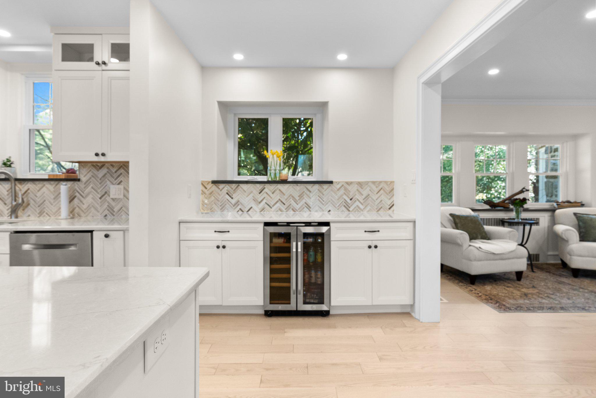 MEADOWBROOK - Residential