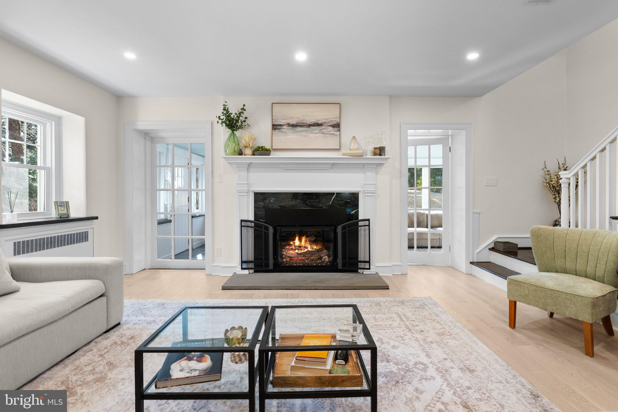 MEADOWBROOK - Residential