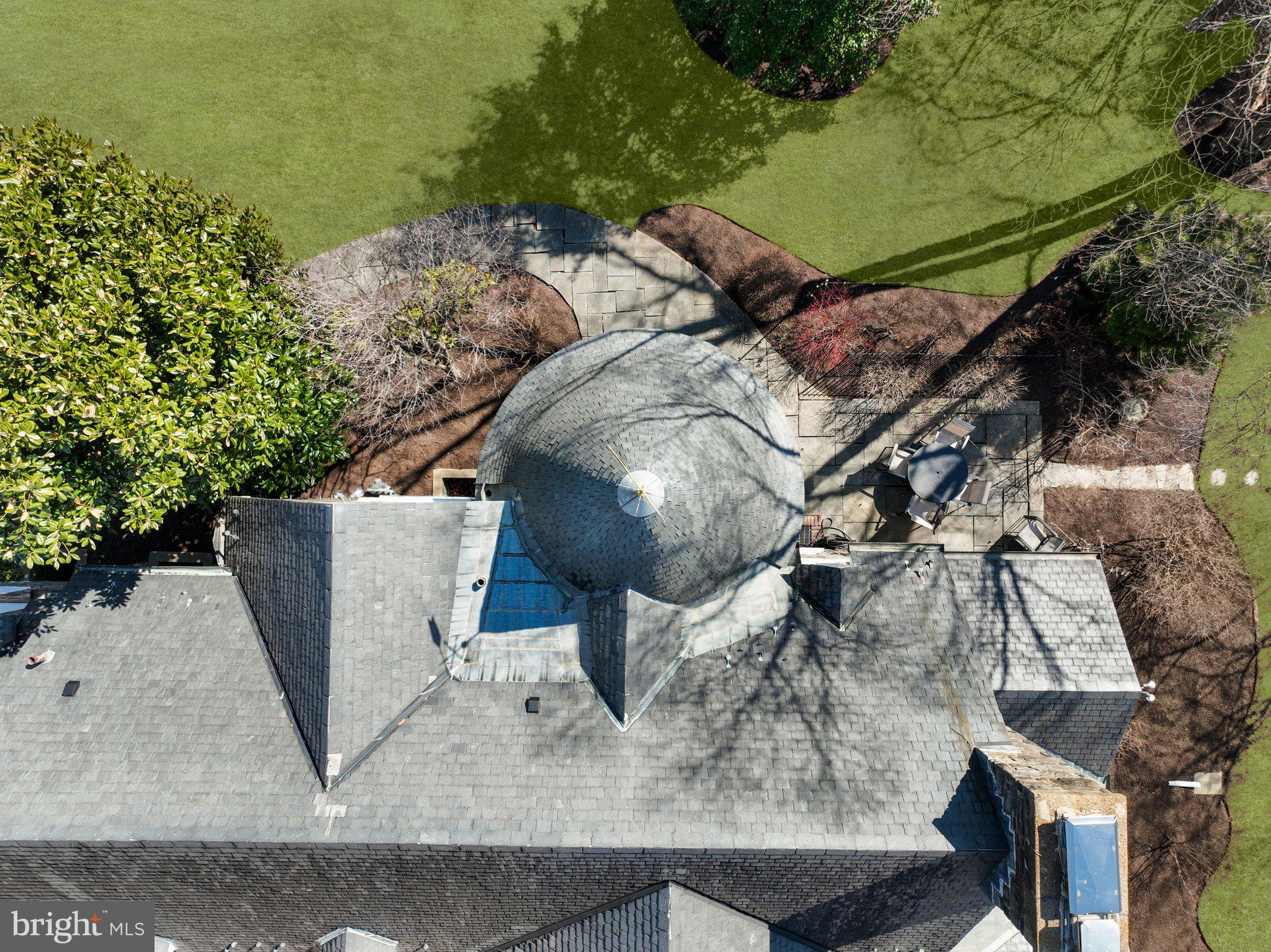 MEADOWBROOK - Residential