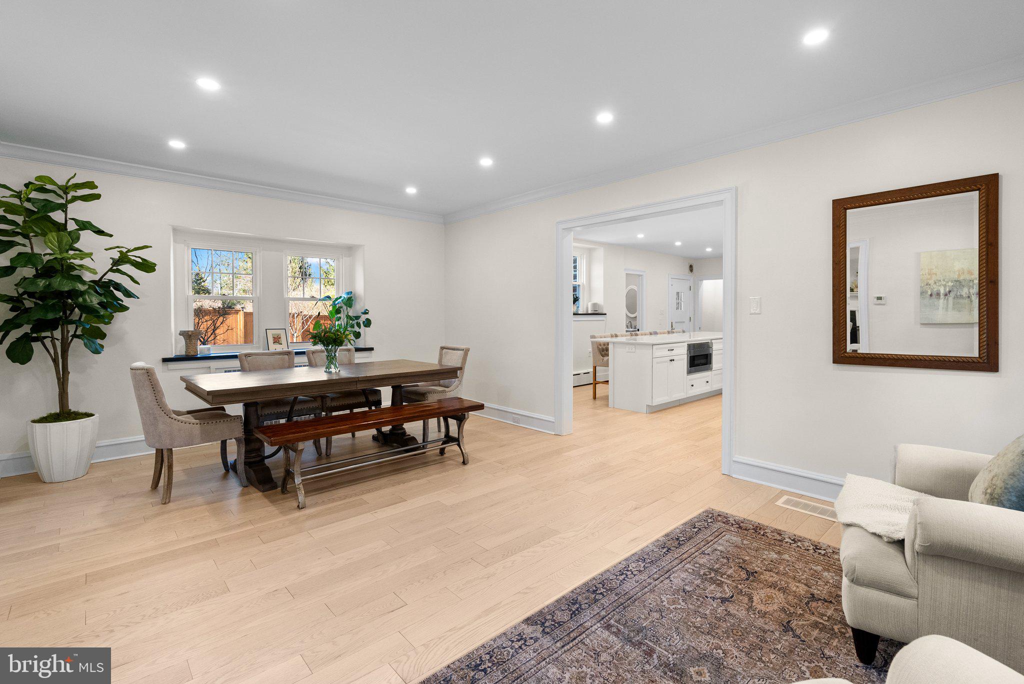 MEADOWBROOK - Residential