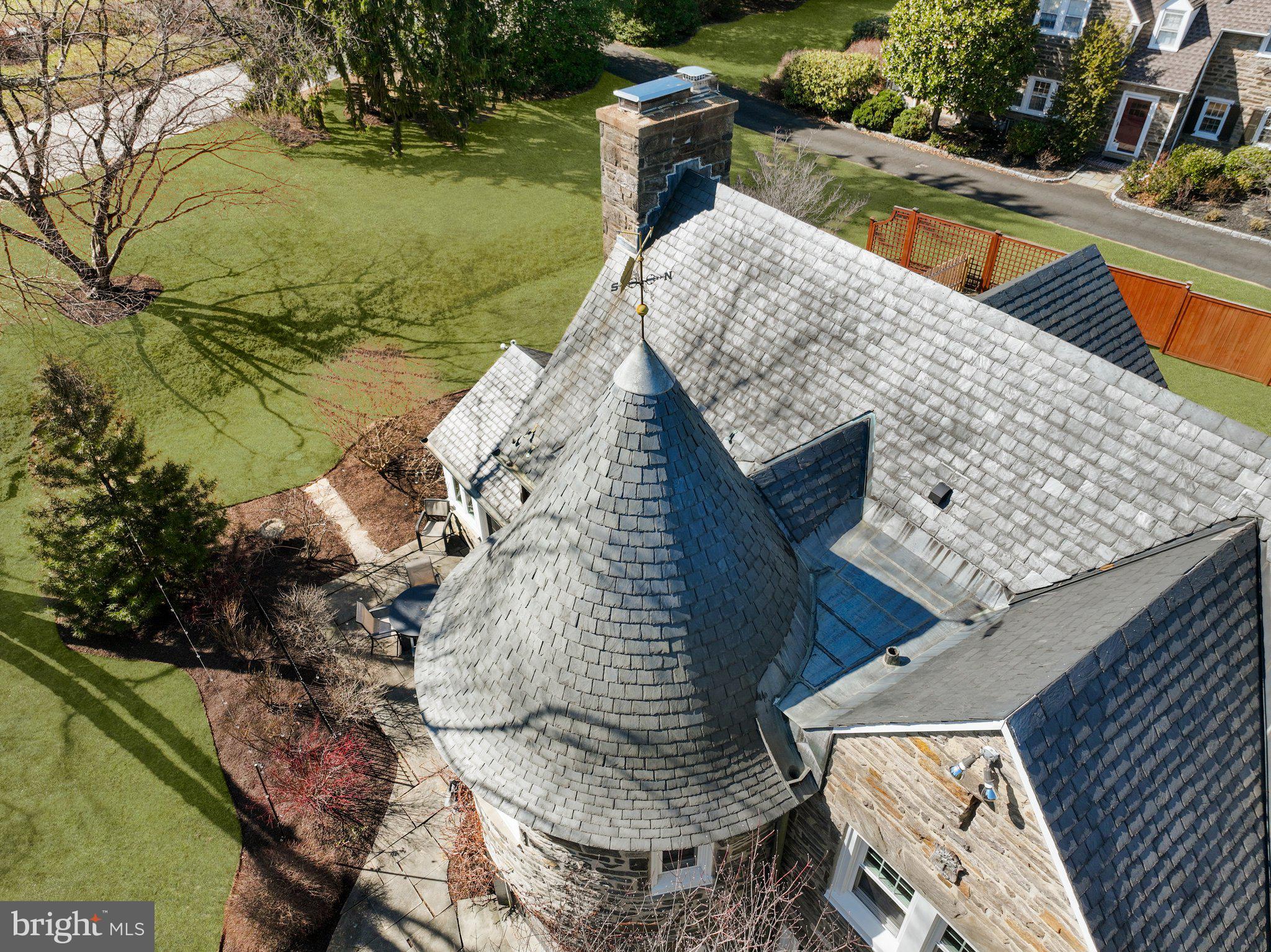 MEADOWBROOK - Residential