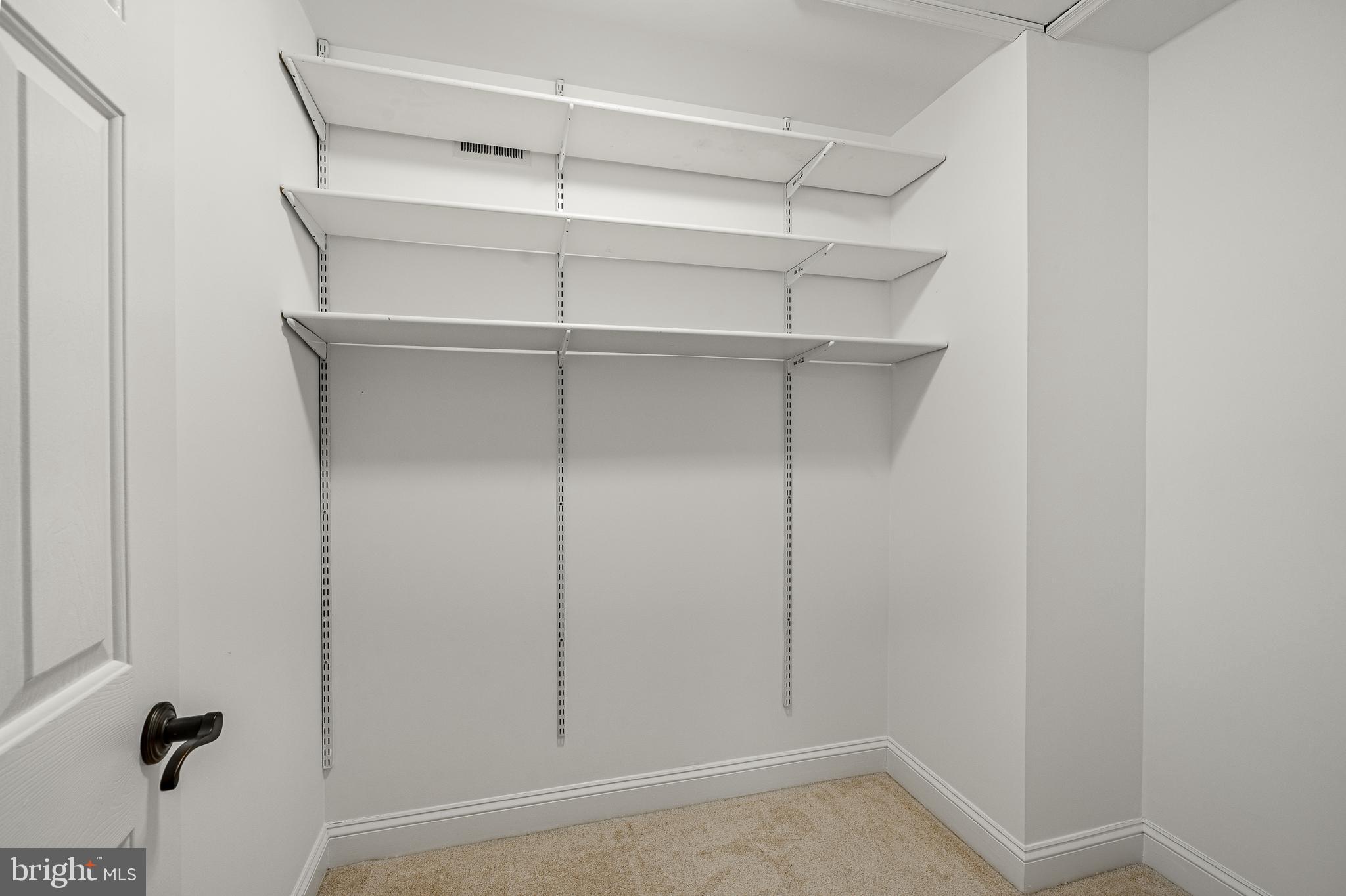 PEMBERLY - Residential