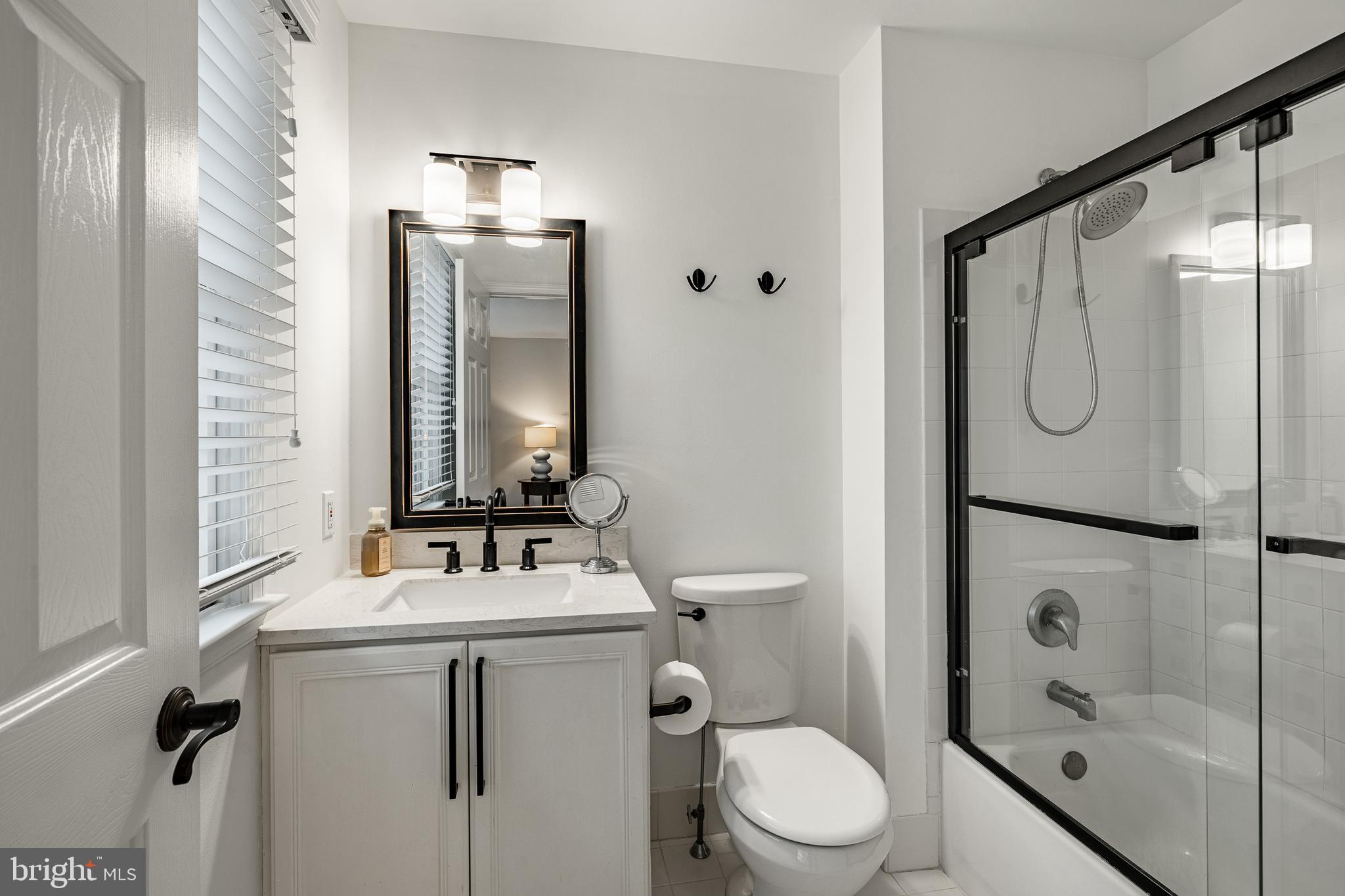 PEMBERLY - Residential