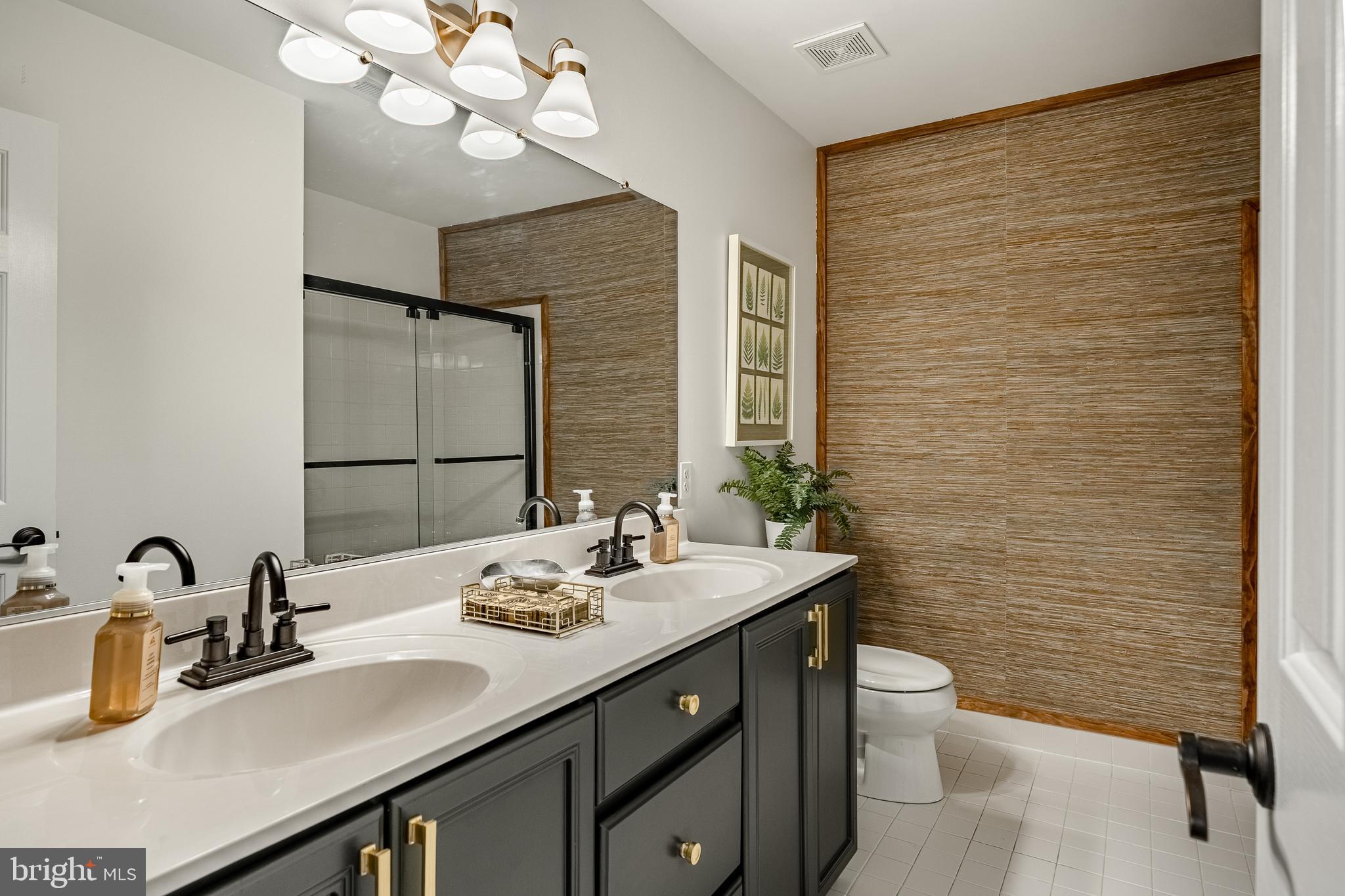 PEMBERLY - Residential