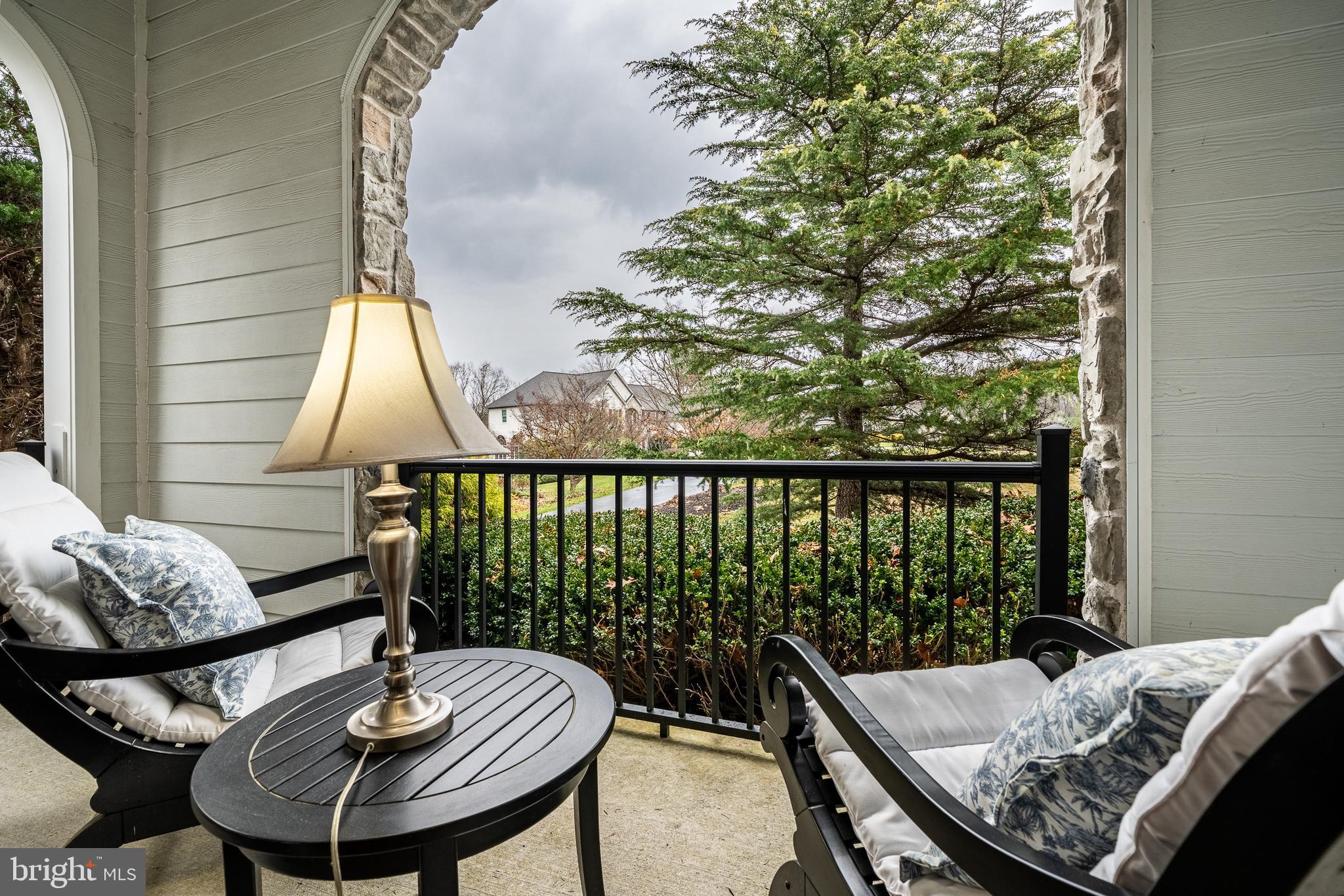 PEMBERLY - Residential