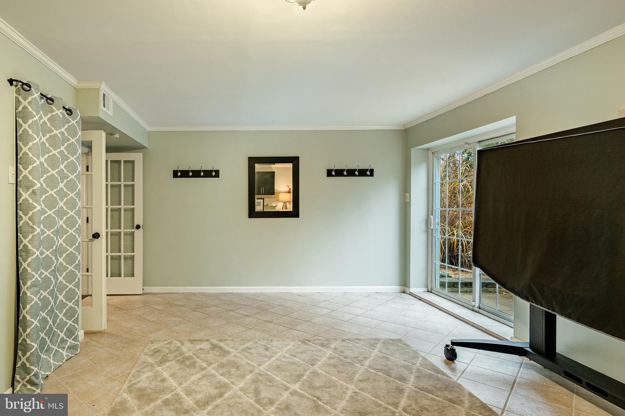 PEMBERLY - Residential