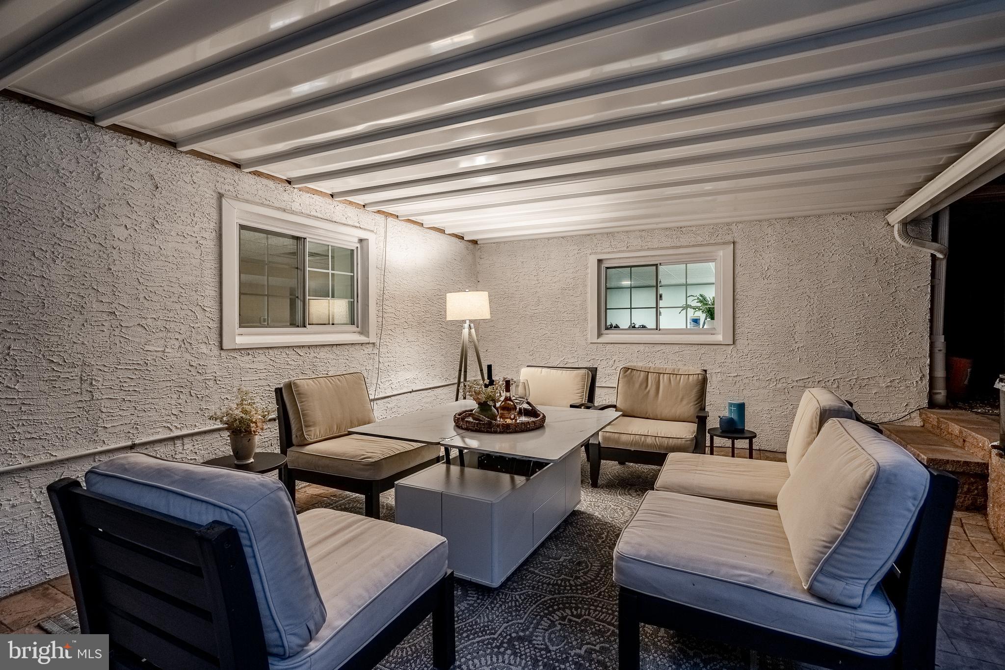 PEMBERLY - Residential