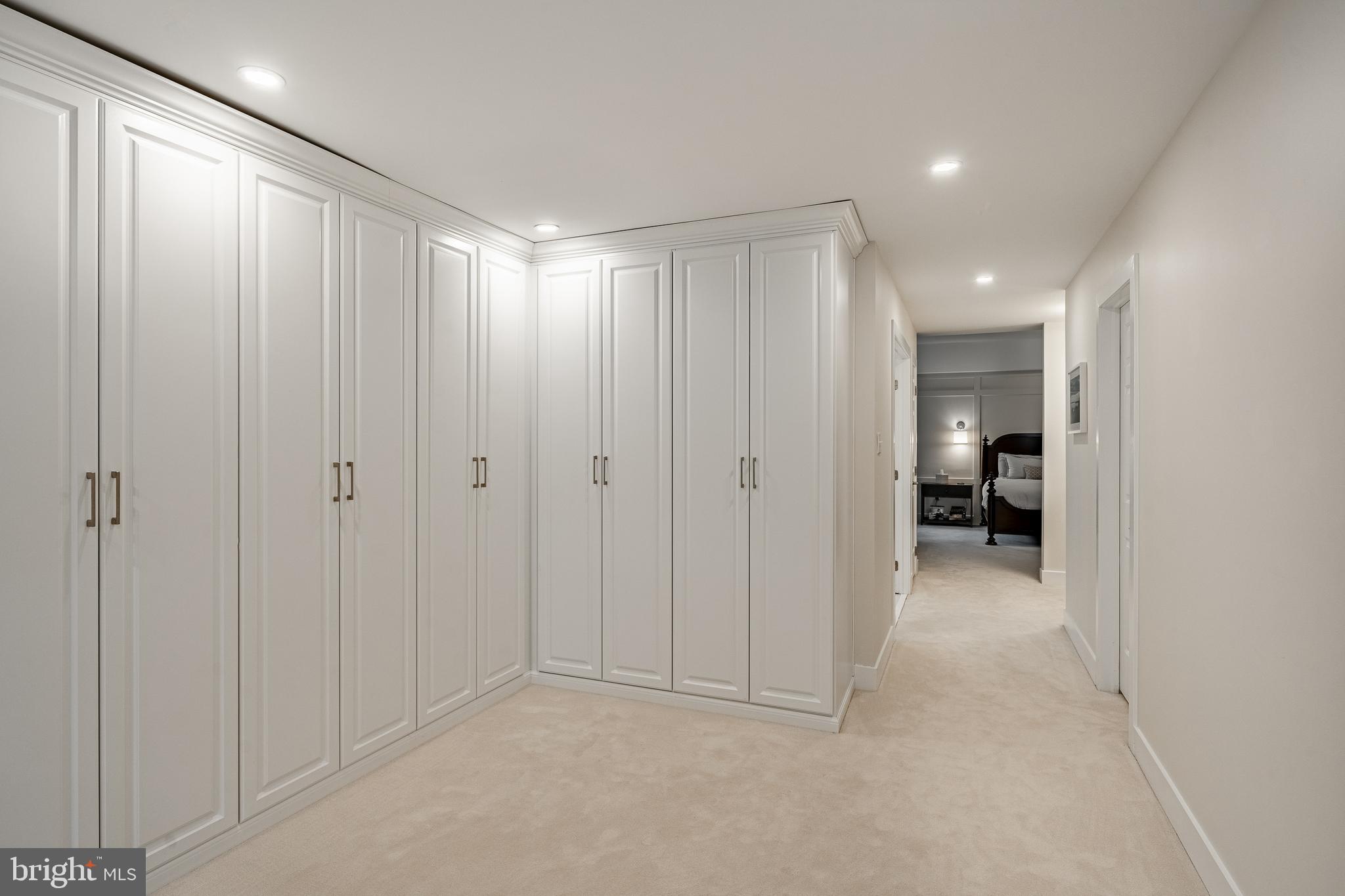 PEMBERLY - Residential